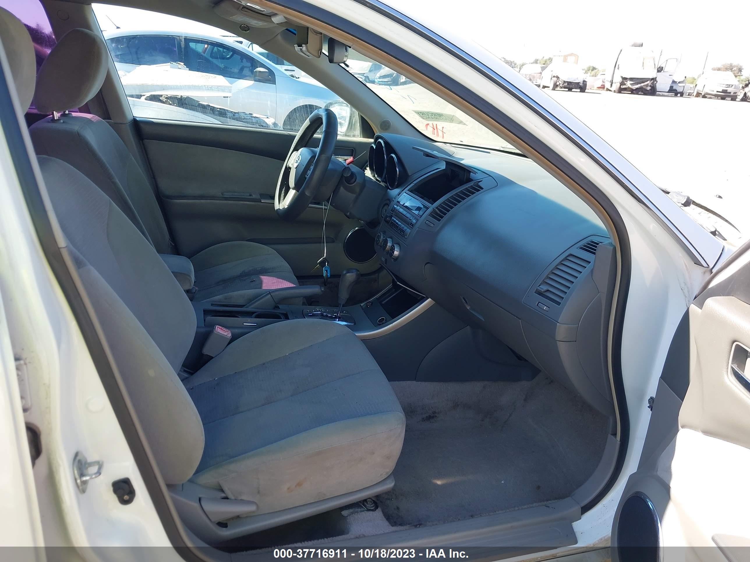 Photo 4 VIN: 1N4AL11D16N370748 - NISSAN ALTIMA 