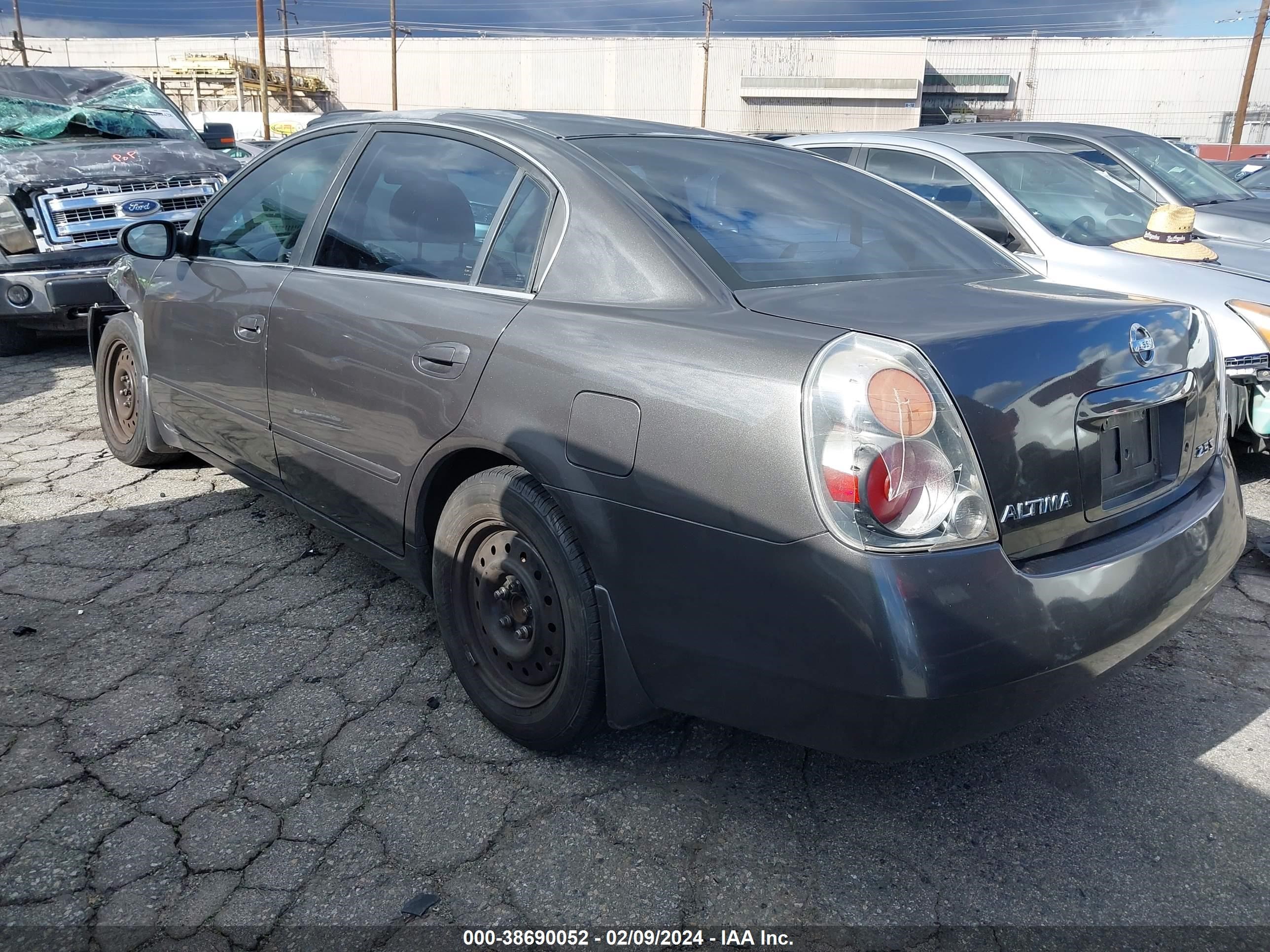 Photo 2 VIN: 1N4AL11D24C196536 - NISSAN ALTIMA 