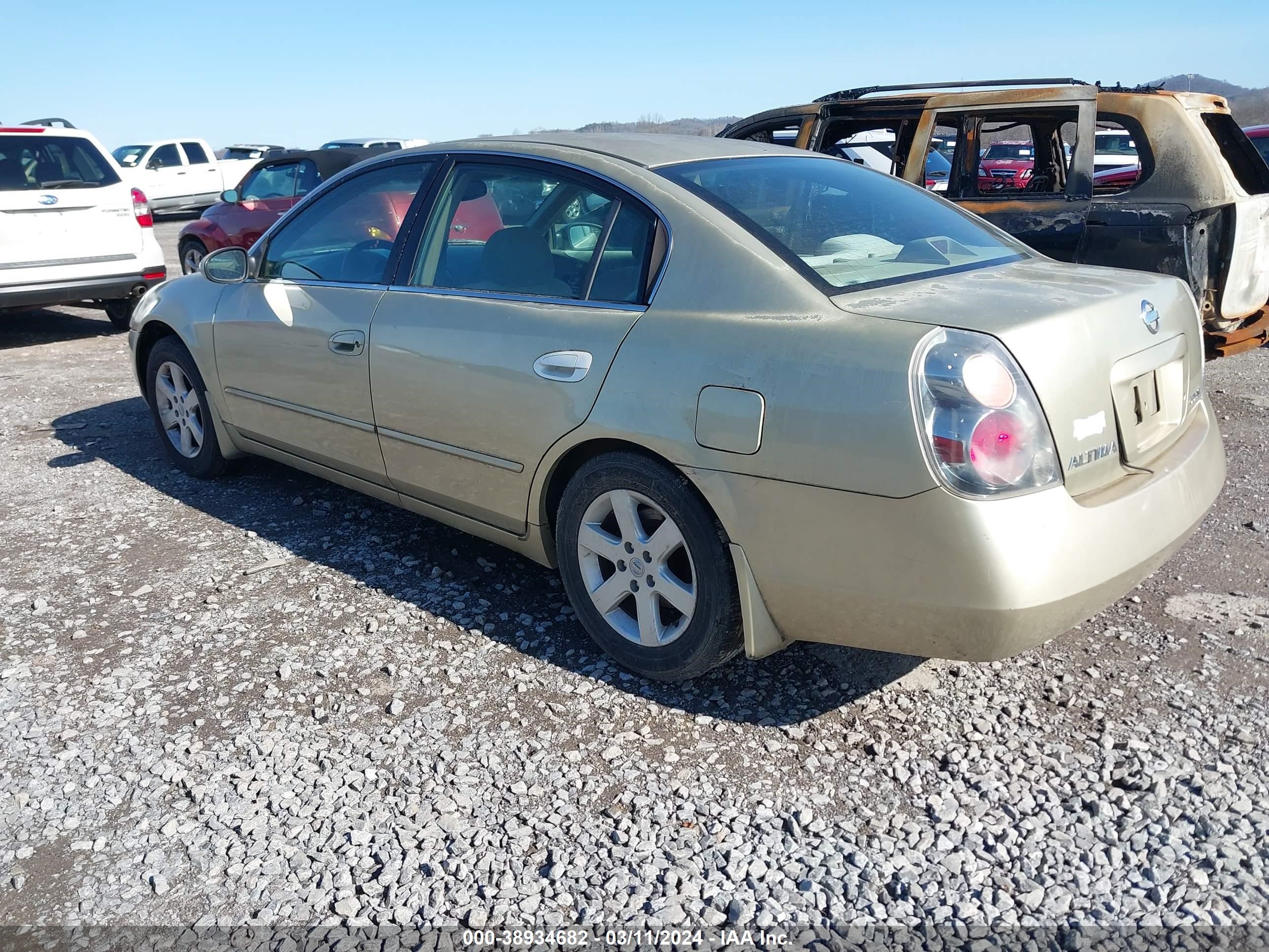 Photo 2 VIN: 1N4AL11D42C252067 - NISSAN ALTIMA 