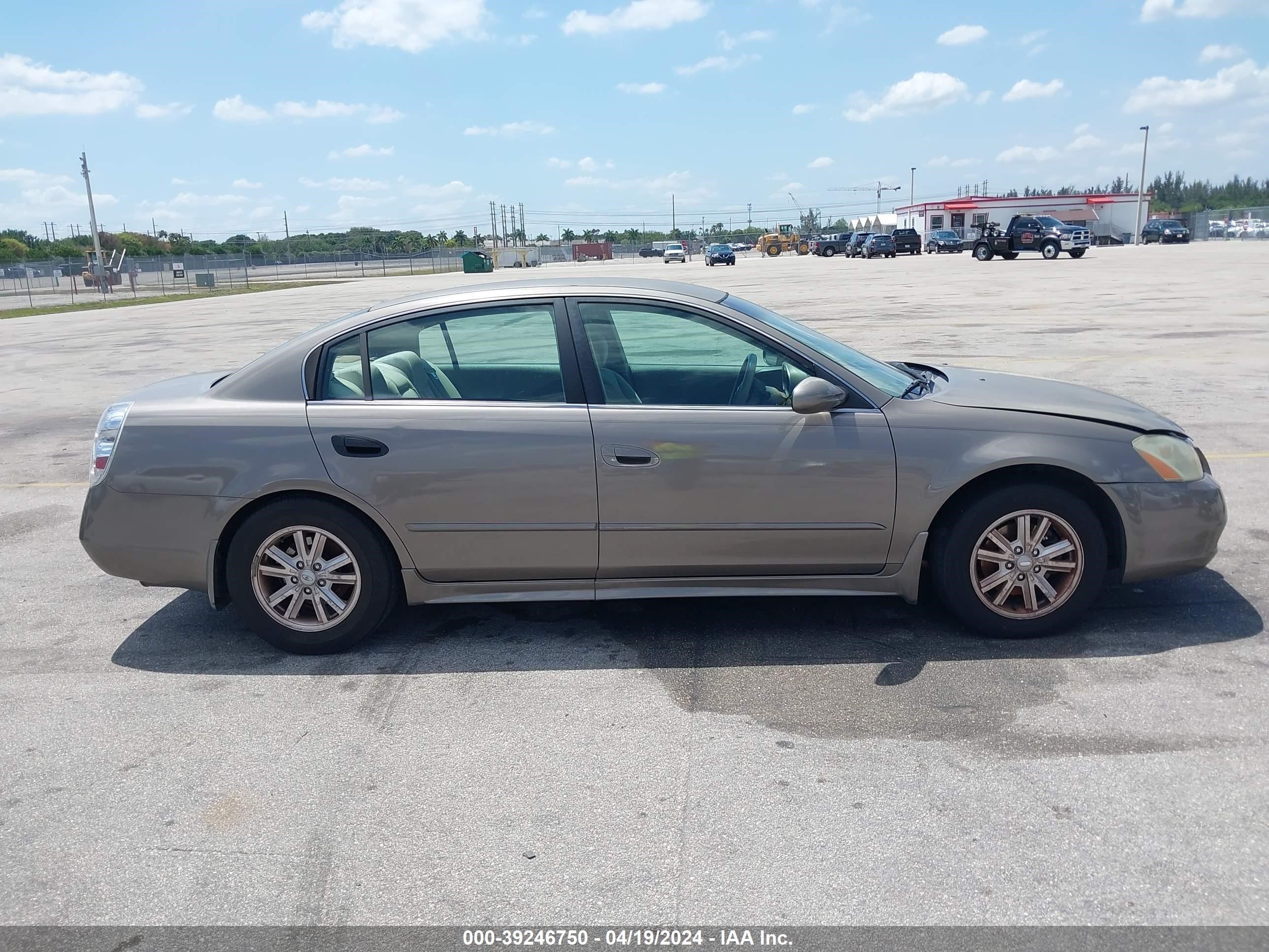 Photo 12 VIN: 1N4AL11D43C198125 - NISSAN ALTIMA 