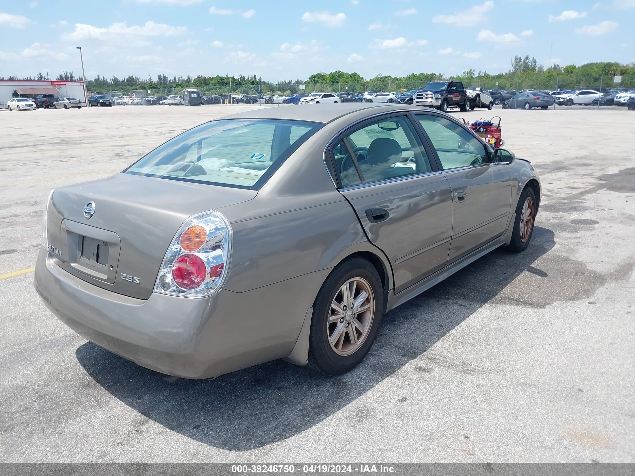 Photo 3 VIN: 1N4AL11D43C198125 - NISSAN ALTIMA 