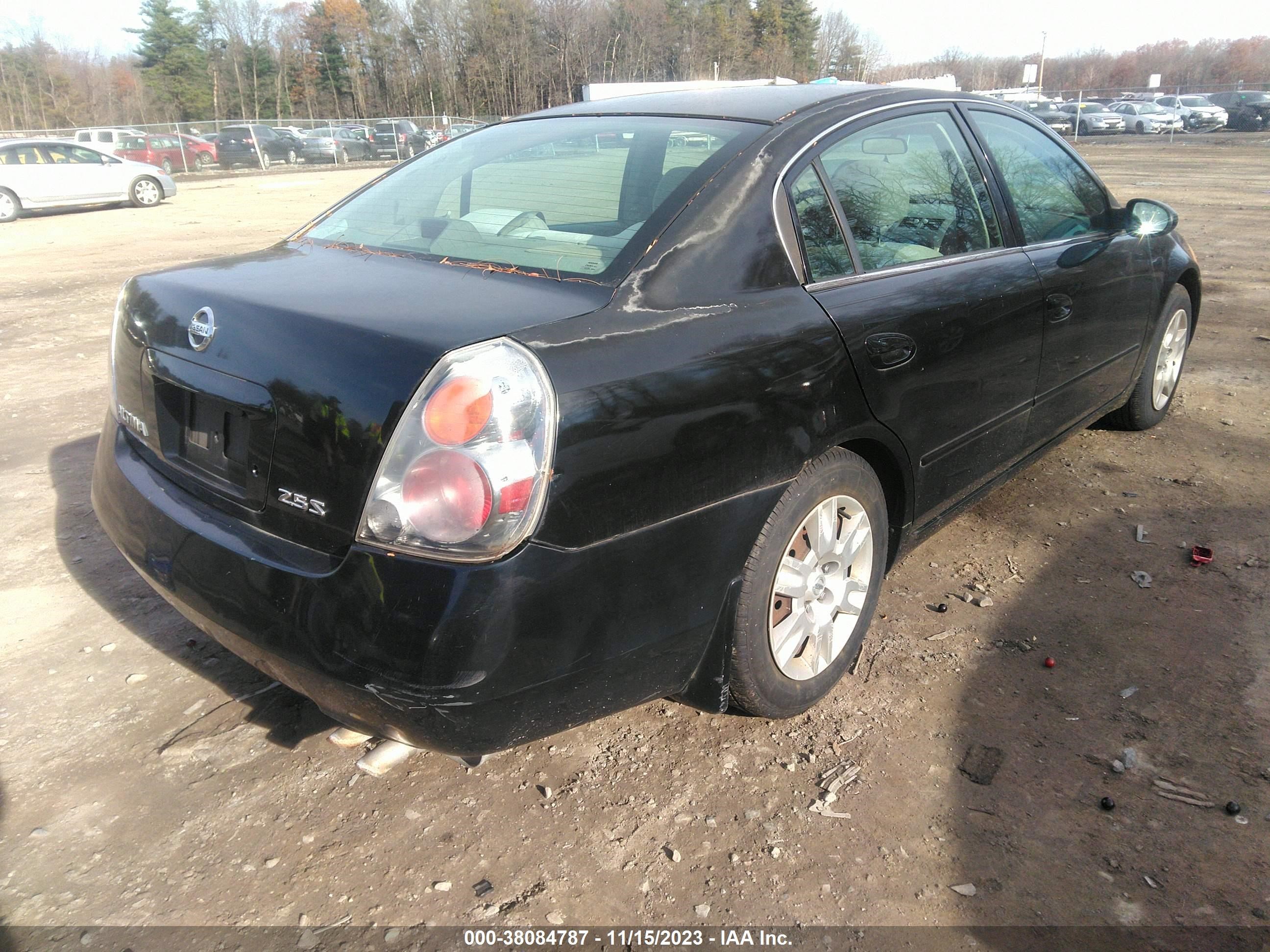 Photo 3 VIN: 1N4AL11D44C164834 - NISSAN ALTIMA 