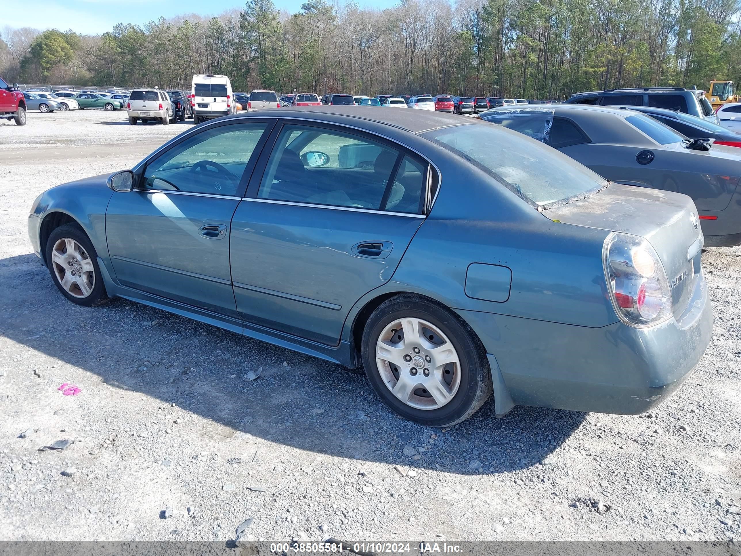 Photo 2 VIN: 1N4AL11D52C274868 - NISSAN ALTIMA 