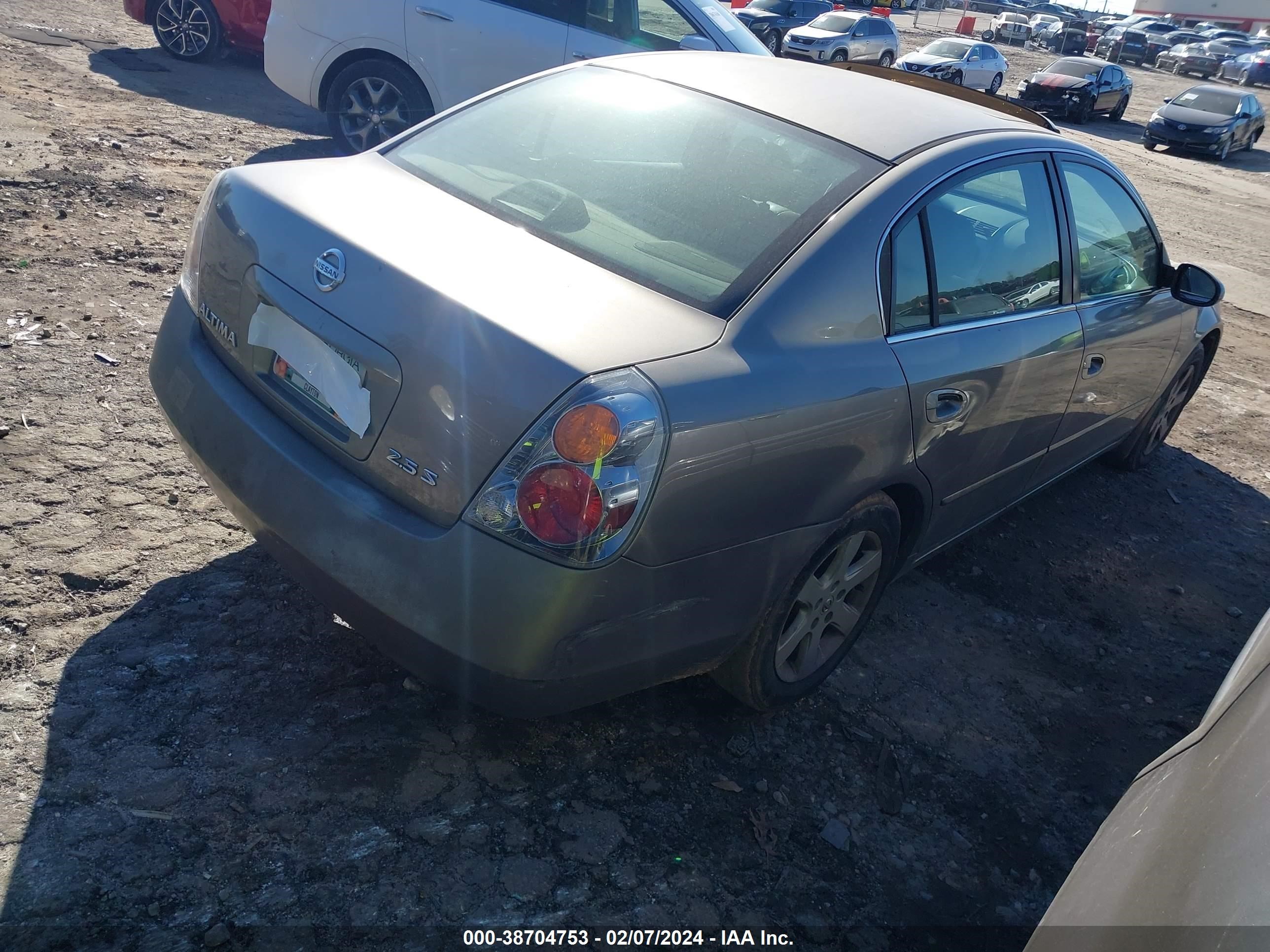 Photo 3 VIN: 1N4AL11D64C188553 - NISSAN ALTIMA 