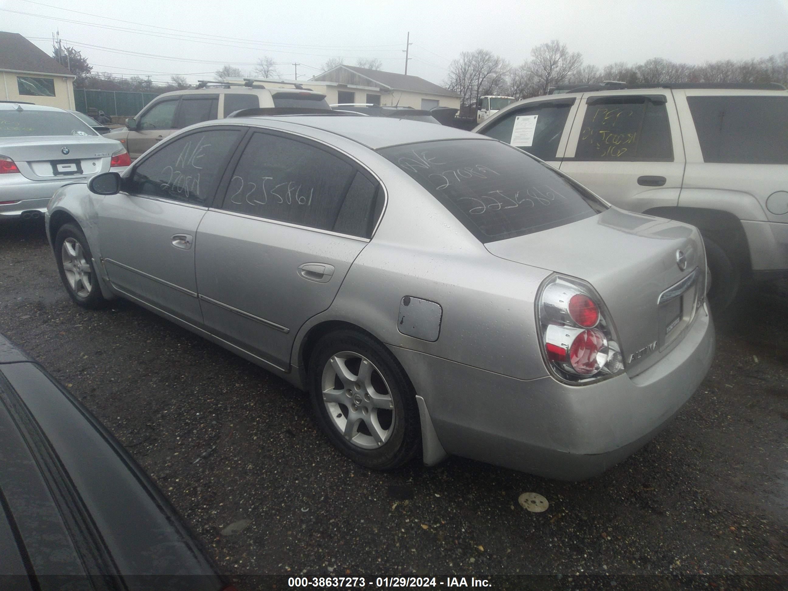 Photo 2 VIN: 1N4AL11D65C172600 - NISSAN ALTIMA 