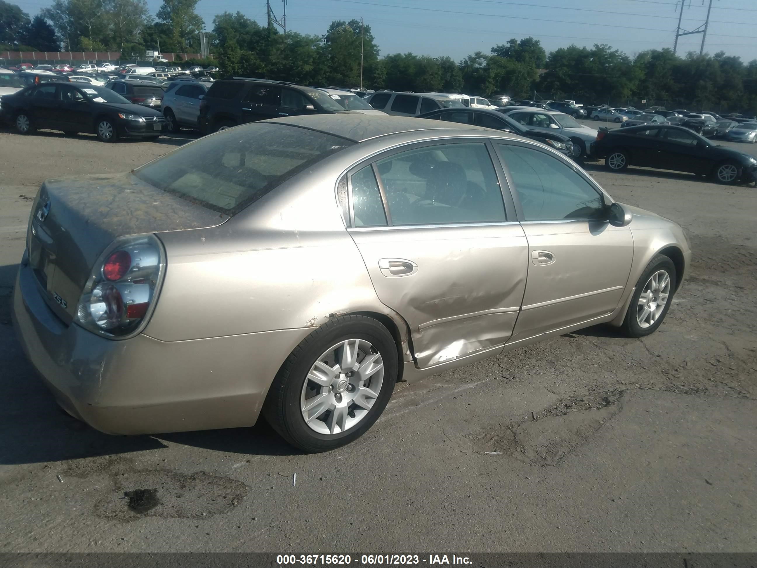 Photo 3 VIN: 1N4AL11D95C239447 - TOYOTA COROLLA 