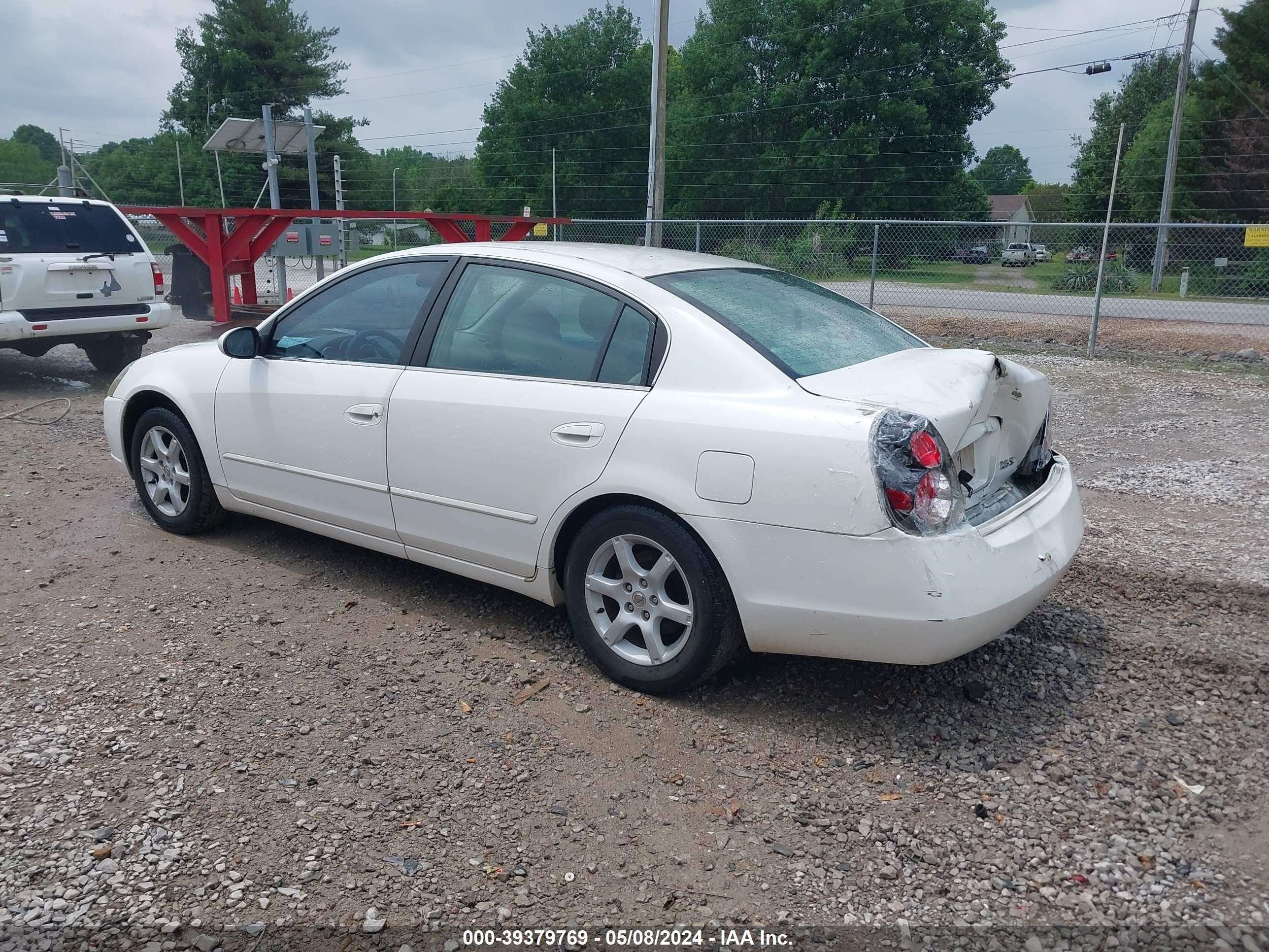 Photo 2 VIN: 1N4AL11DX5C376865 - NISSAN ALTIMA 