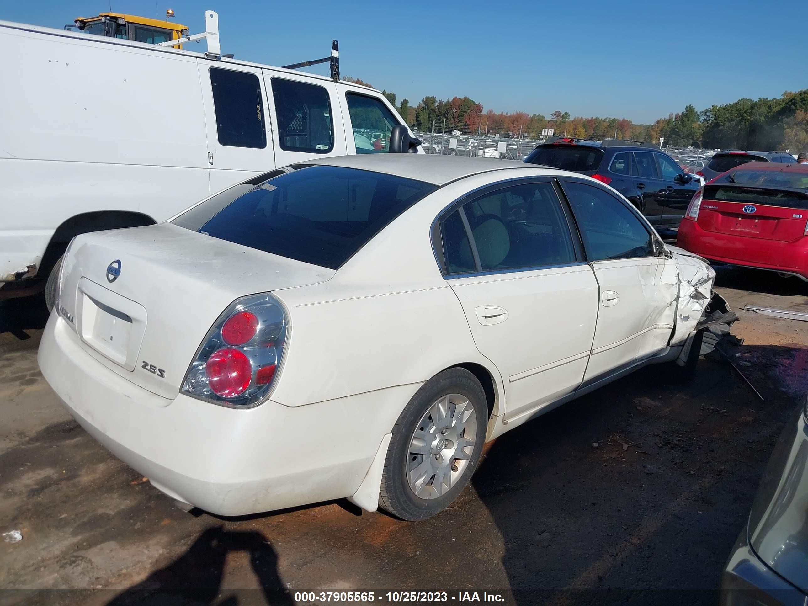 Photo 3 VIN: 1N4AL11DX6C242813 - NISSAN ALTIMA 