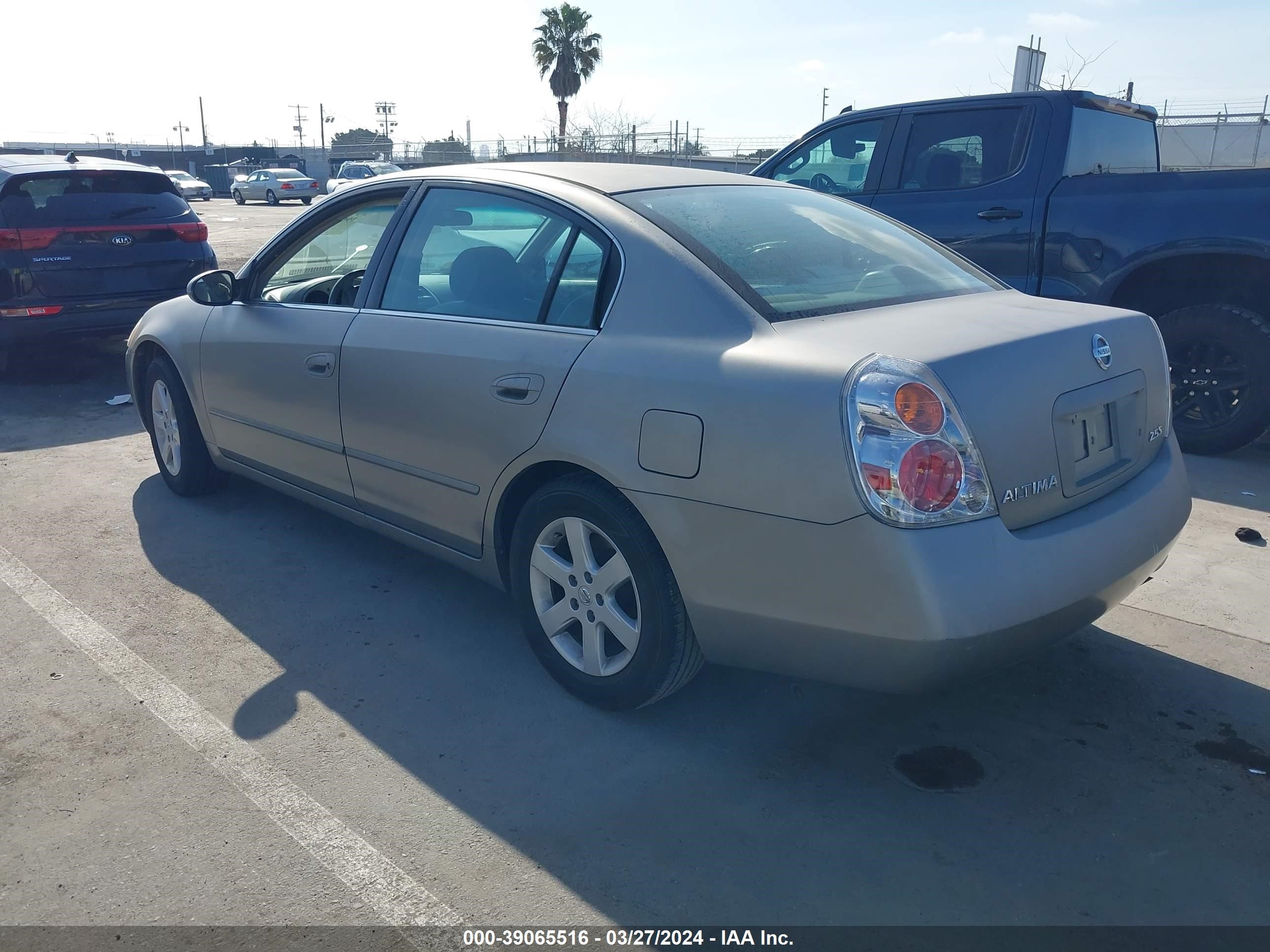 Photo 2 VIN: 1N4AL11E63C303630 - NISSAN ALTIMA 