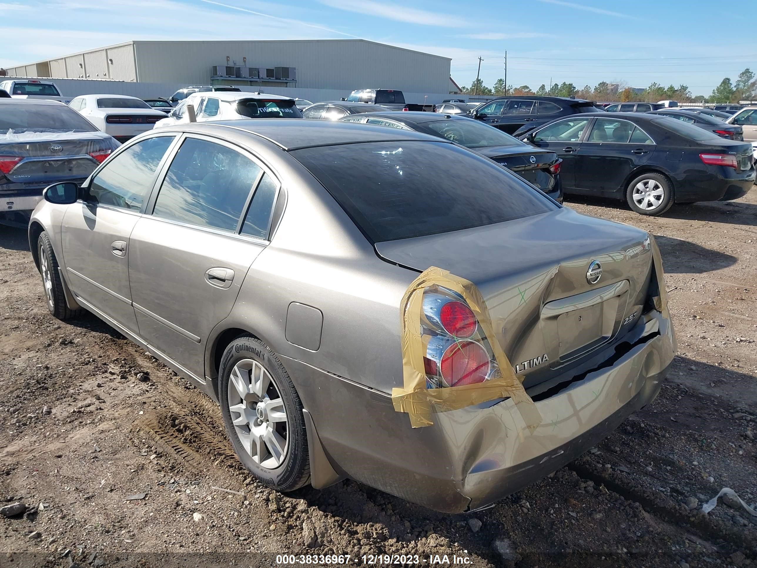 Photo 2 VIN: 1N4AL11E95N463895 - NISSAN ALTIMA 