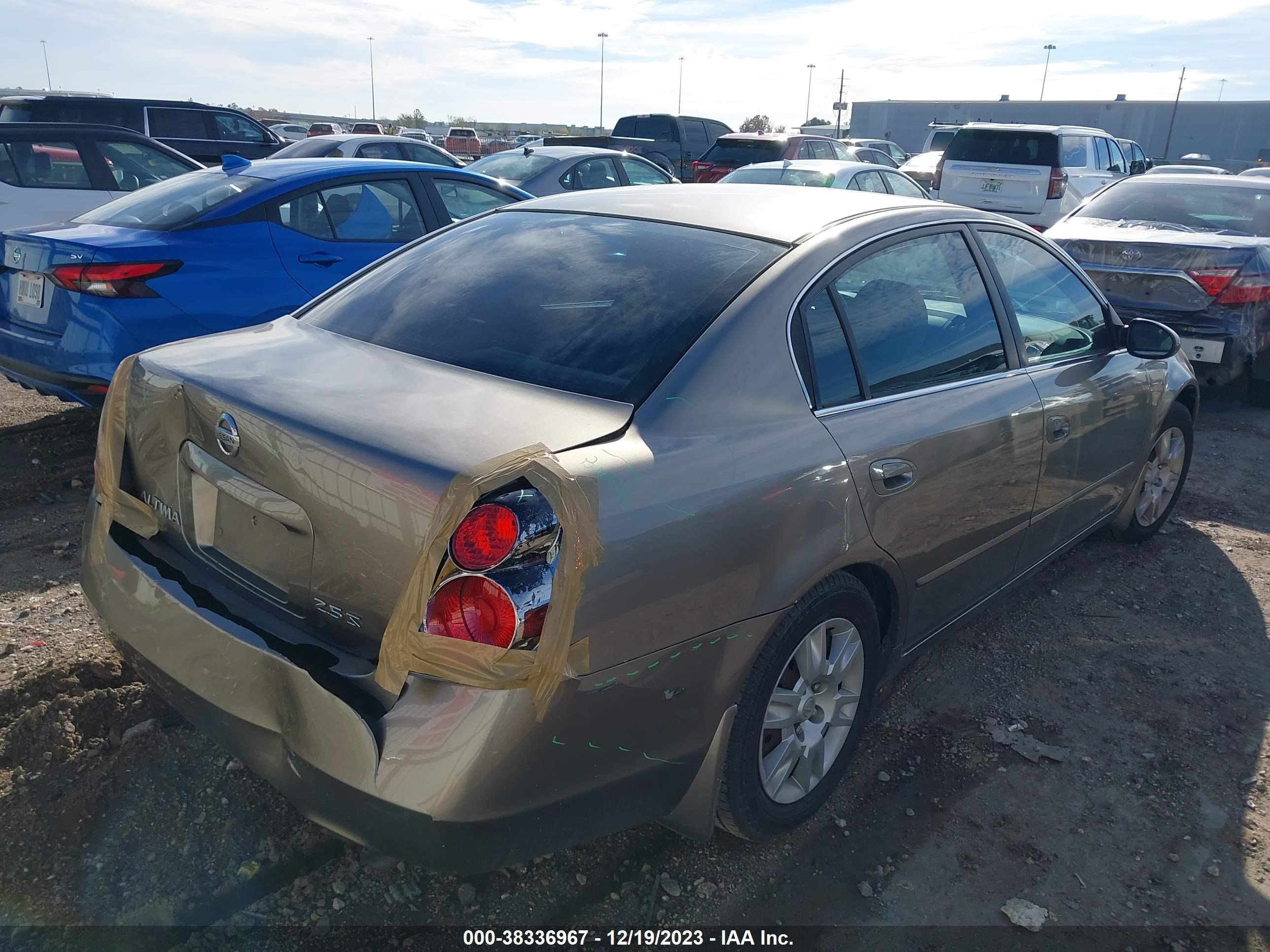 Photo 3 VIN: 1N4AL11E95N463895 - NISSAN ALTIMA 