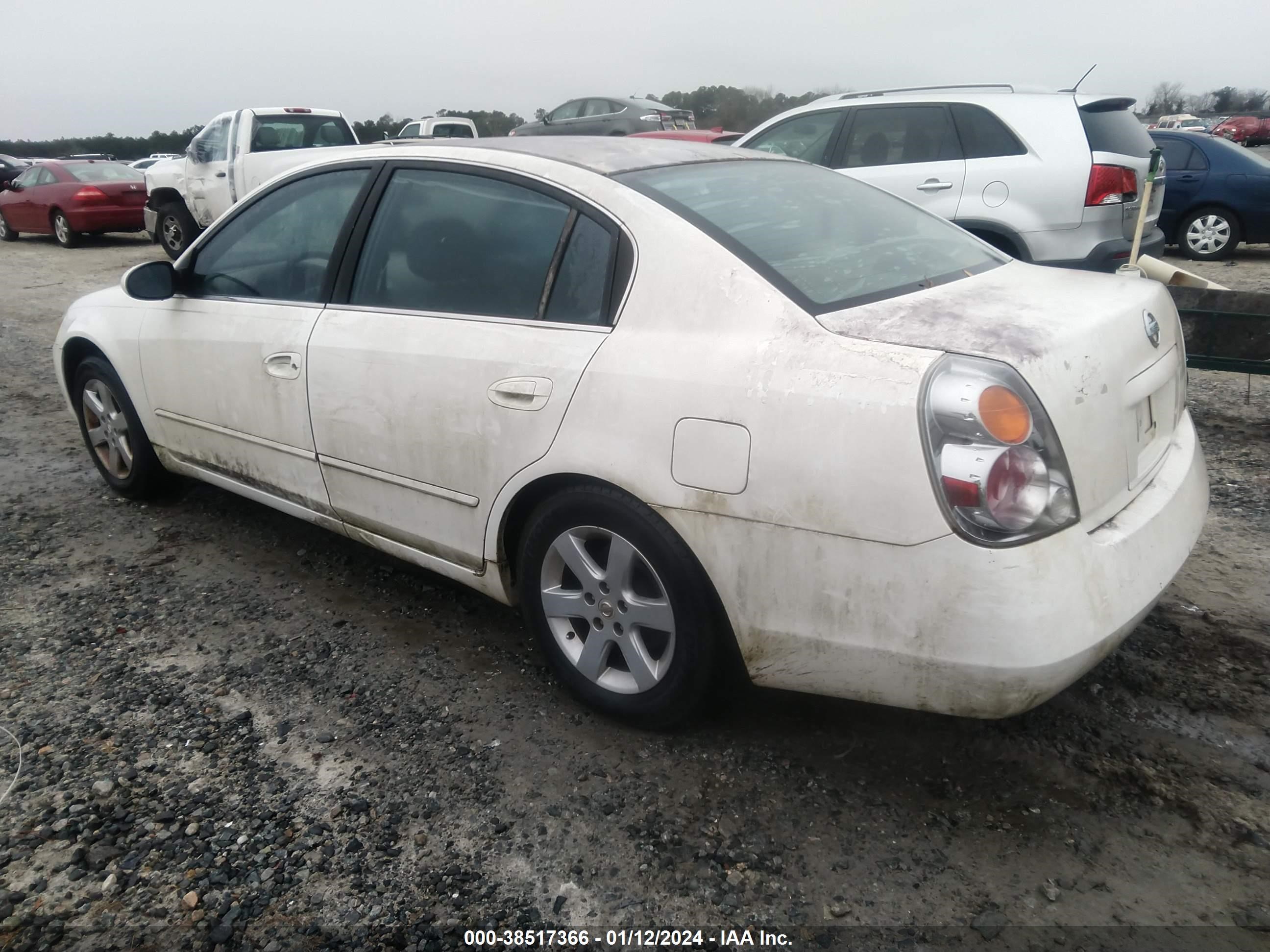 Photo 2 VIN: 1N4AL11EX3C215311 - NISSAN ALTIMA 