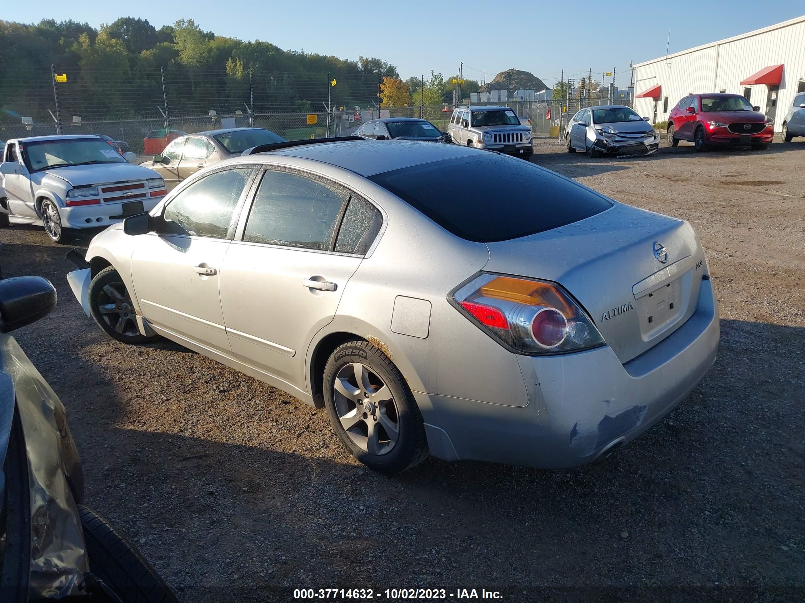 Photo 2 VIN: 1N4AL21E08N456893 - NISSAN ALTIMA 