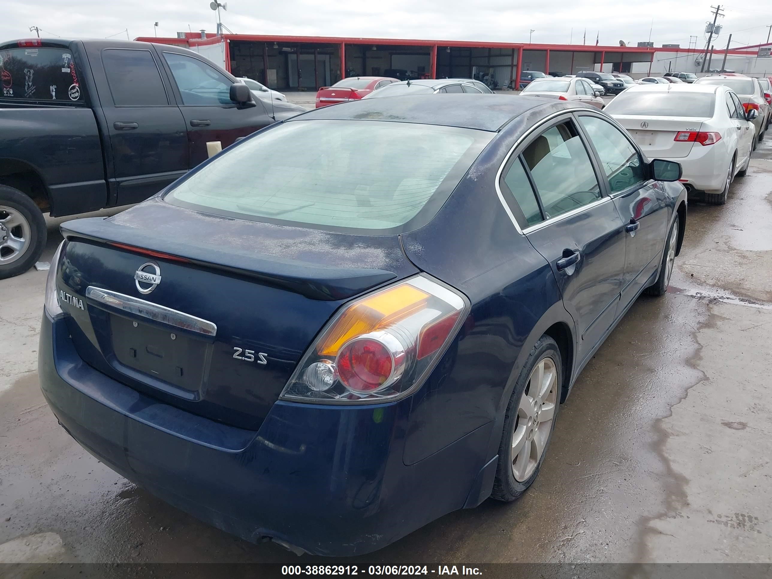 Photo 3 VIN: 1N4AL21E08N463729 - NISSAN ALTIMA 