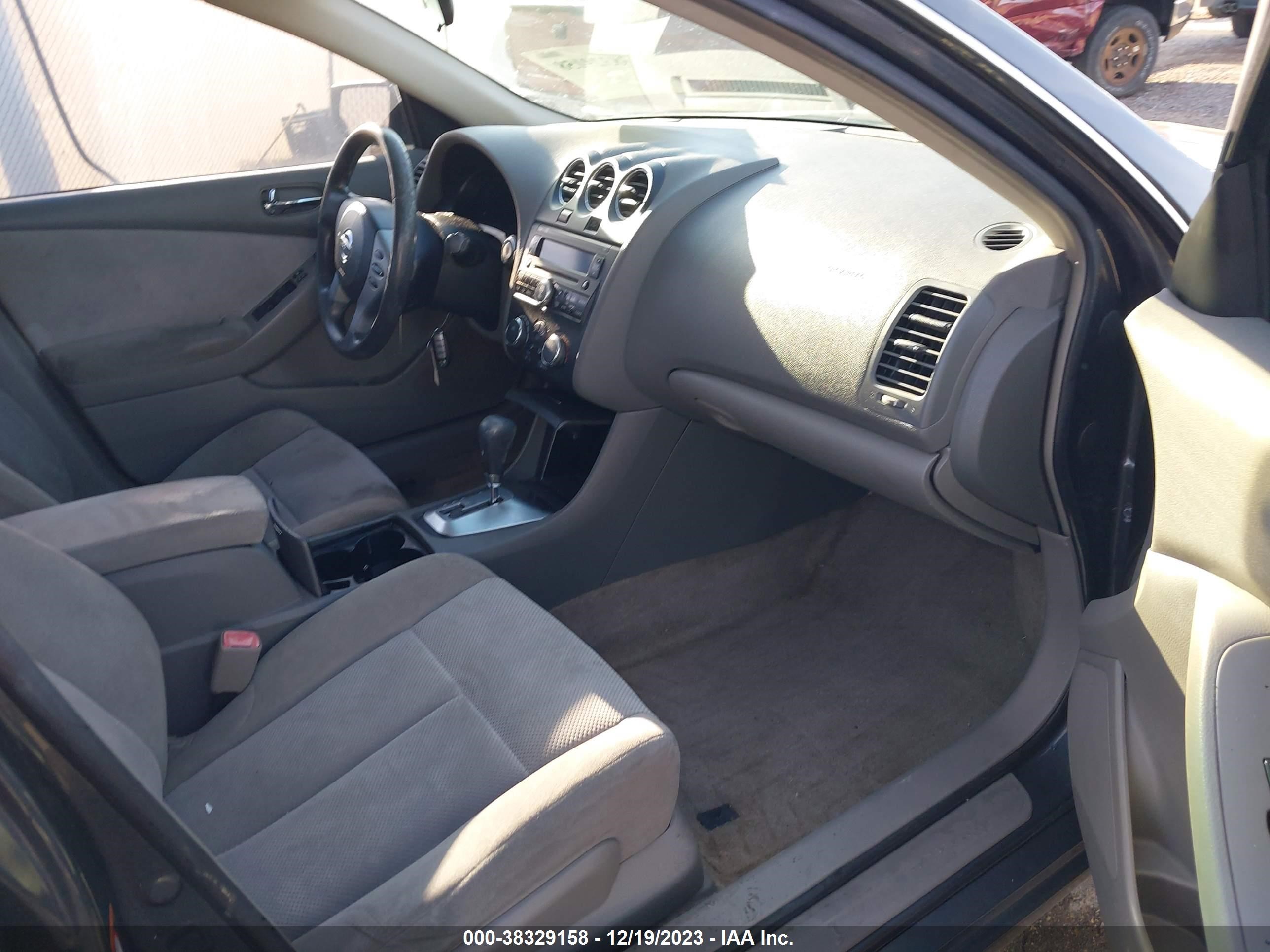 Photo 4 VIN: 1N4AL21E09N476868 - NISSAN ALTIMA 