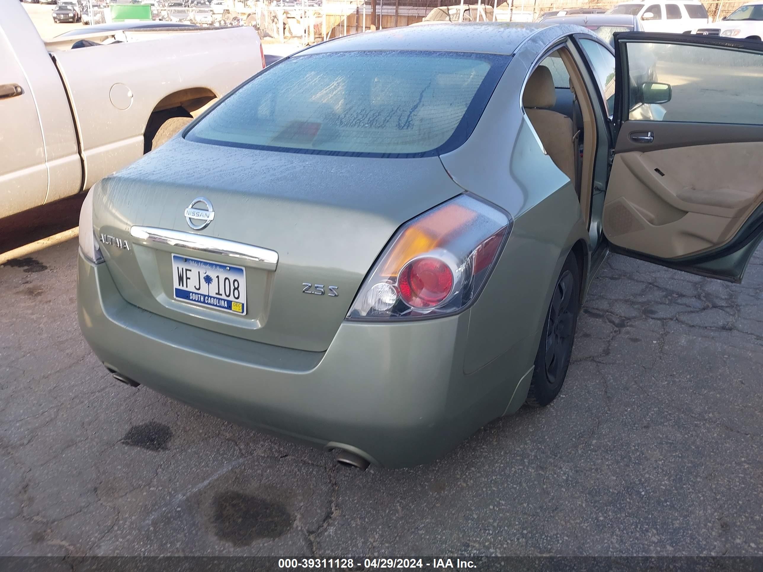 Photo 3 VIN: 1N4AL21E18C252308 - NISSAN ALTIMA 