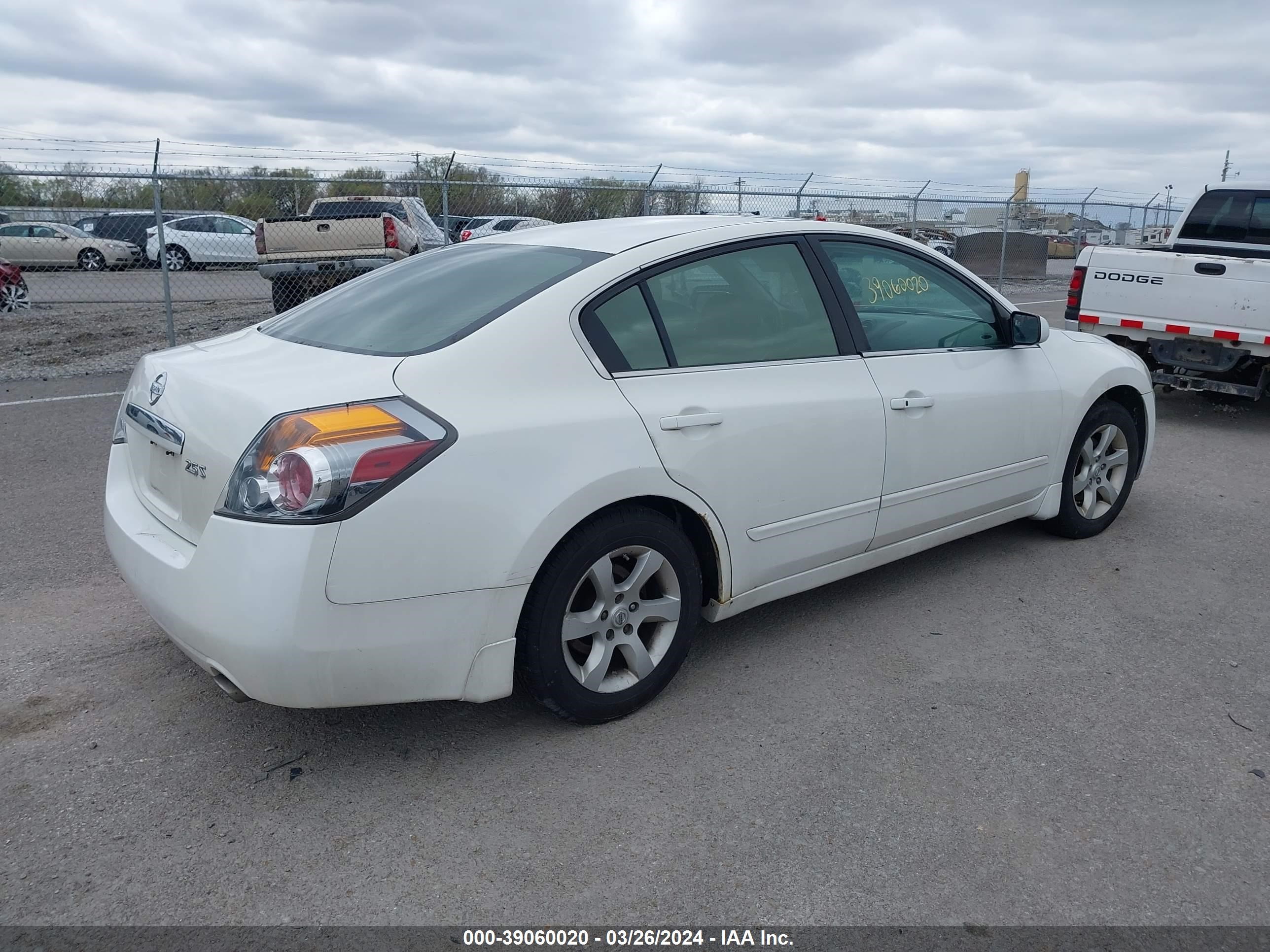 Photo 3 VIN: 1N4AL21E19N524880 - NISSAN ALTIMA 