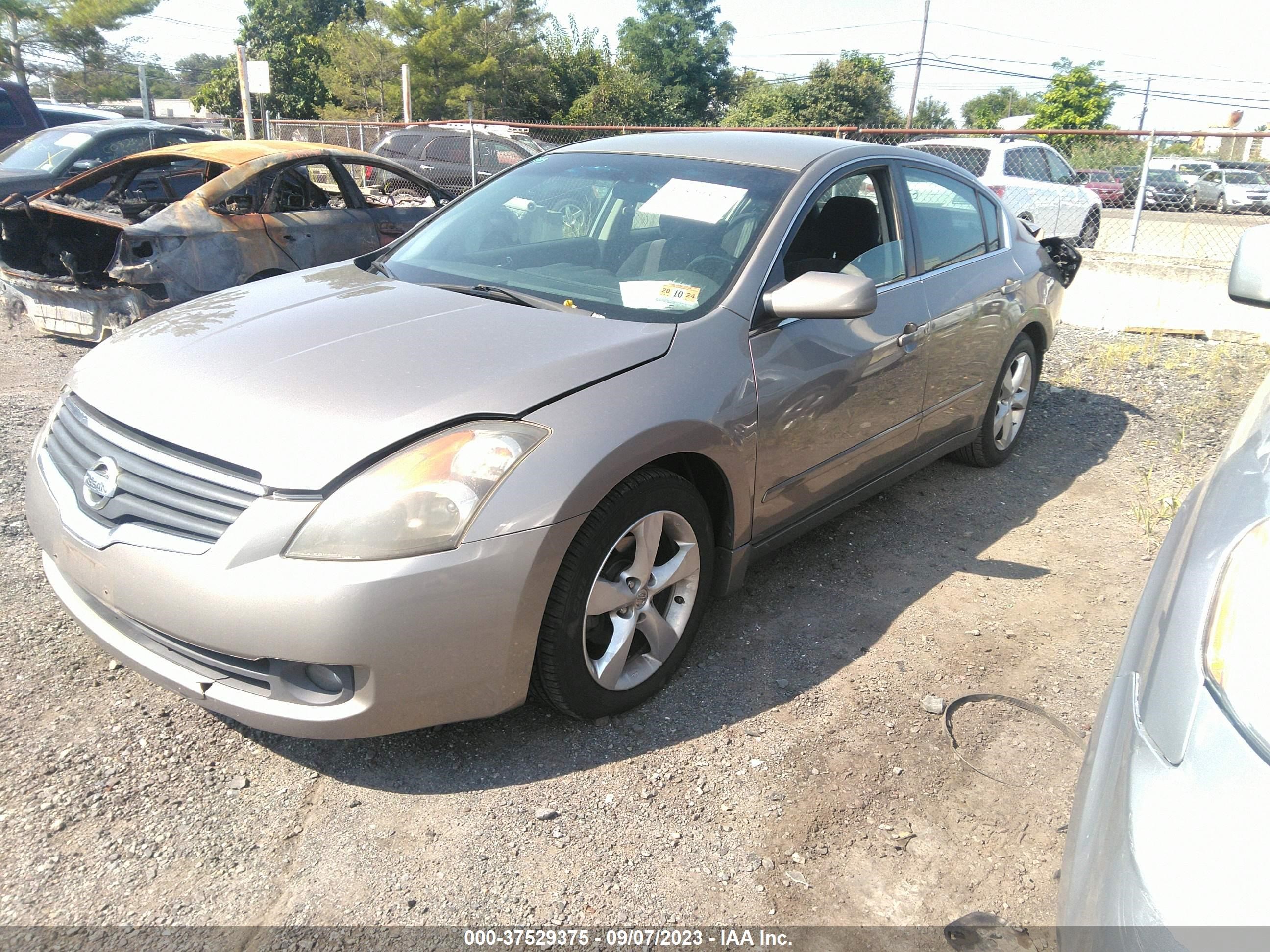 Photo 1 VIN: 1N4AL21E27N424770 - NISSAN ALTIMA 