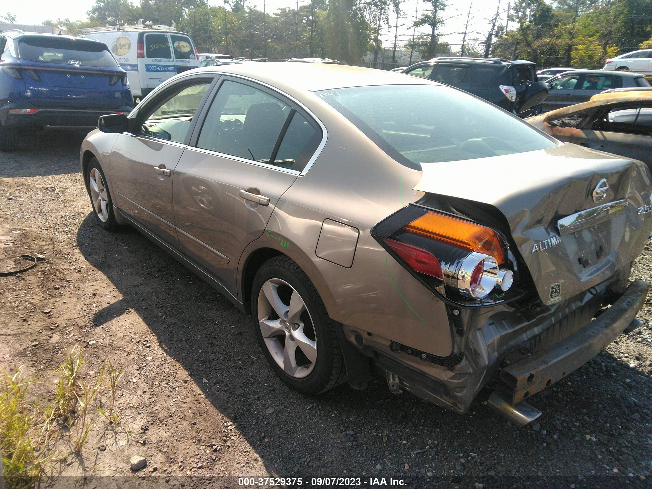 Photo 2 VIN: 1N4AL21E27N424770 - NISSAN ALTIMA 