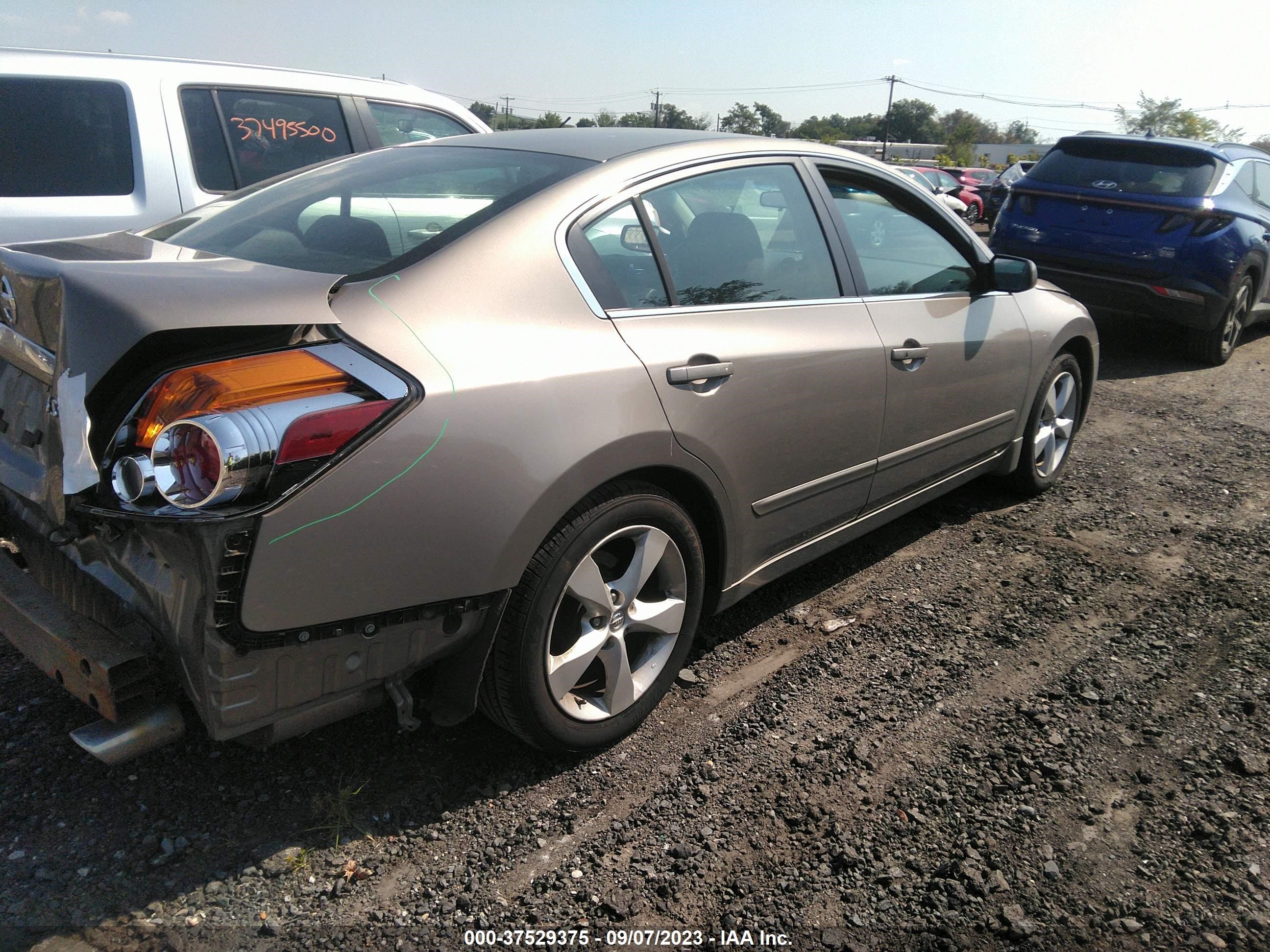 Photo 3 VIN: 1N4AL21E27N424770 - NISSAN ALTIMA 