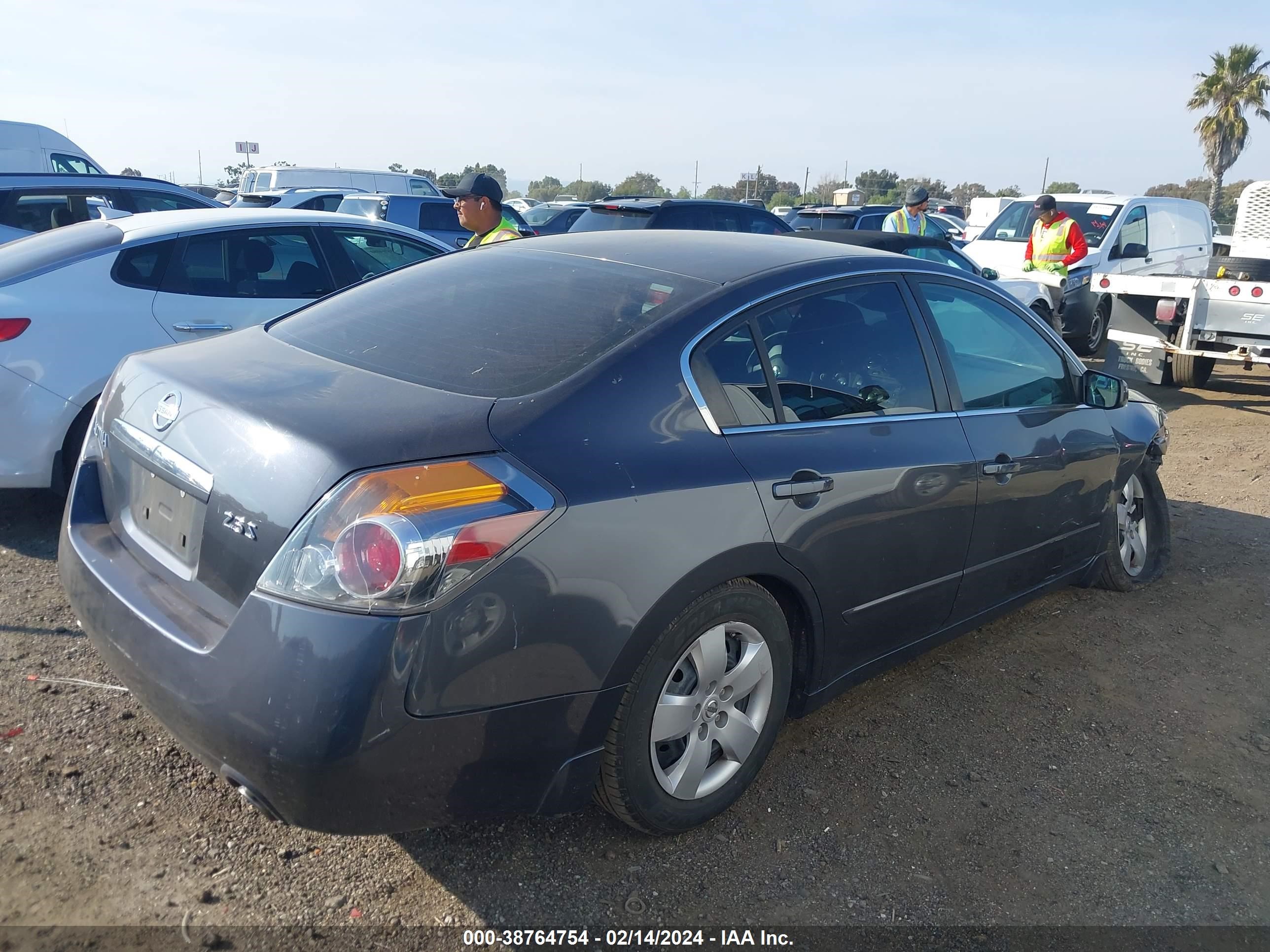 Photo 3 VIN: 1N4AL21E28N422227 - NISSAN ALTIMA 