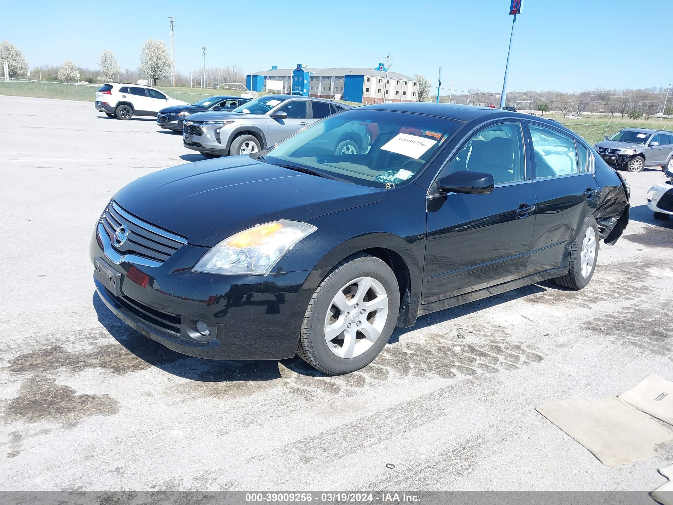 Photo 1 VIN: 1N4AL21E38N475602 - NISSAN ALTIMA 