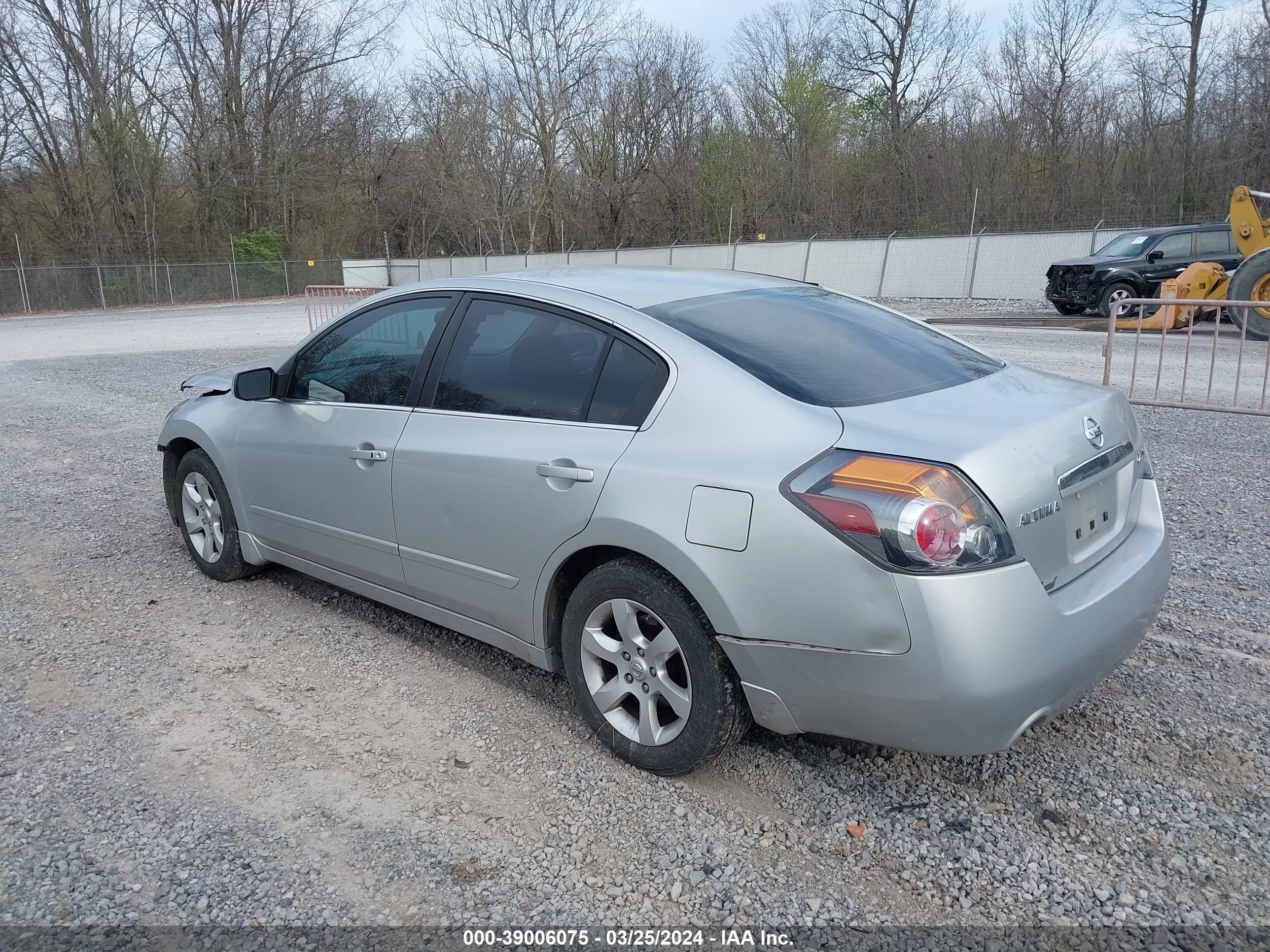 Photo 2 VIN: 1N4AL21E39C168072 - NISSAN ALTIMA 