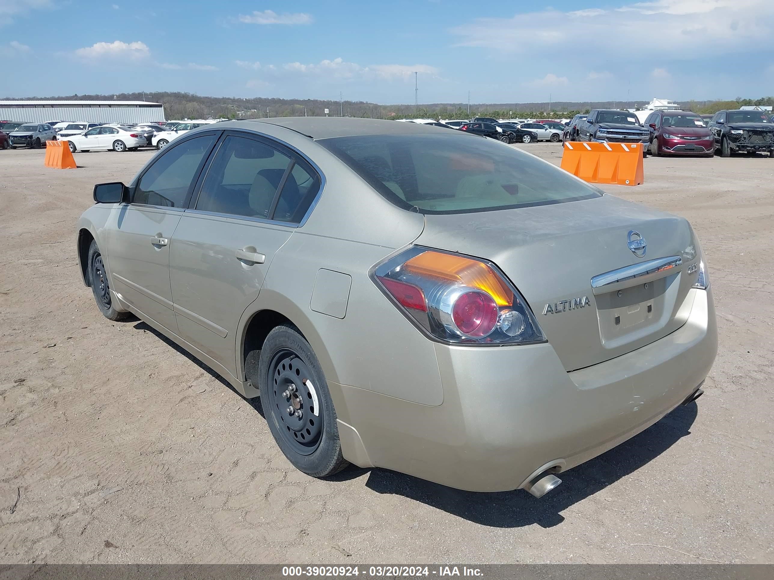 Photo 2 VIN: 1N4AL21E49N440049 - NISSAN ALTIMA 