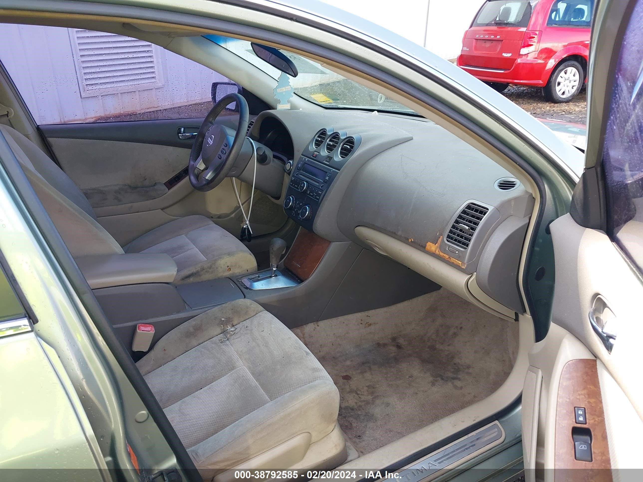 Photo 4 VIN: 1N4AL21E58N450314 - NISSAN ALTIMA 