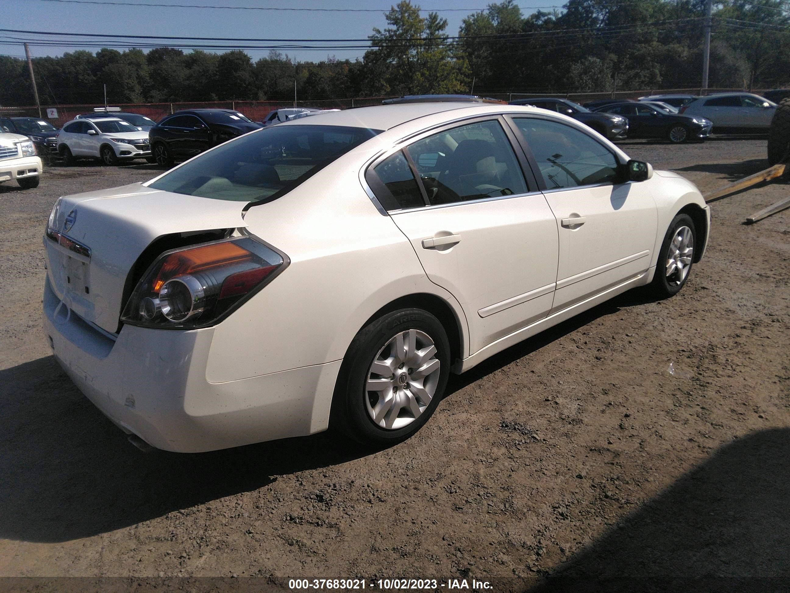 Photo 3 VIN: 1N4AL21E59C105930 - NISSAN ALTIMA 