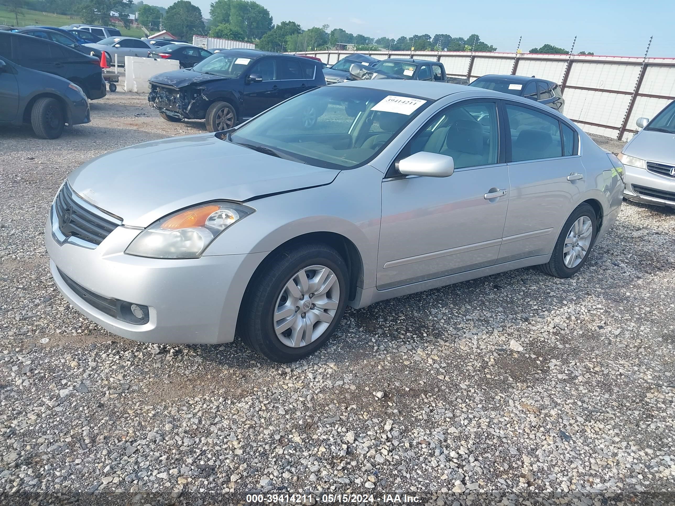 Photo 1 VIN: 1N4AL21E69N432390 - NISSAN ALTIMA 