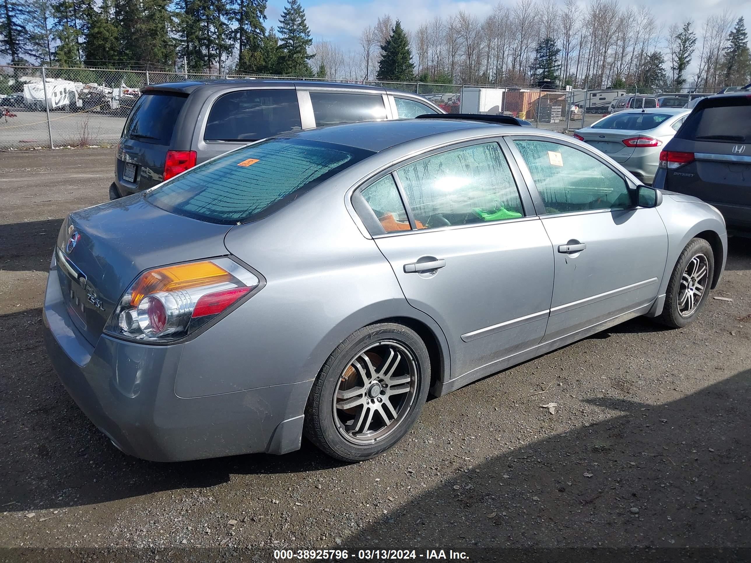 Photo 3 VIN: 1N4AL21E69N468564 - NISSAN ALTIMA 