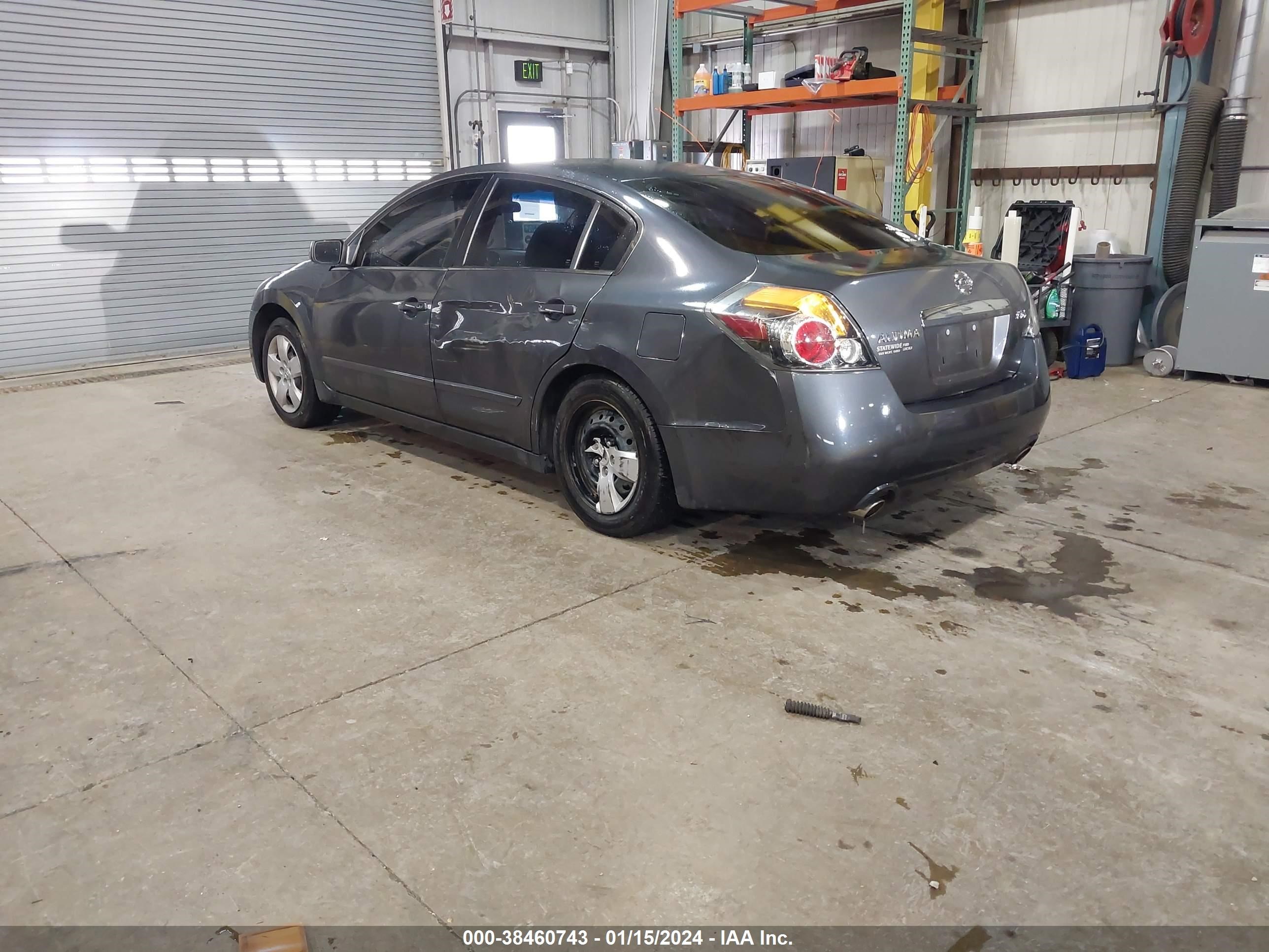 Photo 2 VIN: 1N4AL21E78N469981 - NISSAN ALTIMA 