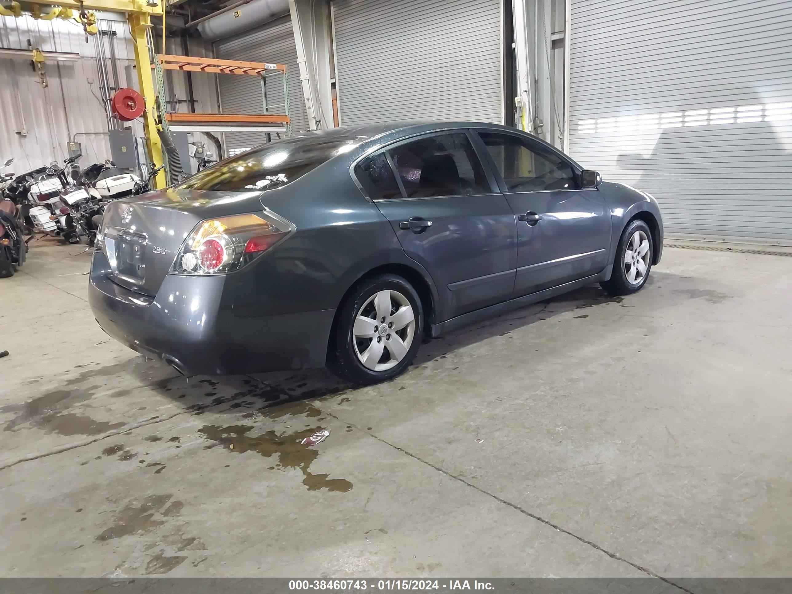 Photo 3 VIN: 1N4AL21E78N469981 - NISSAN ALTIMA 