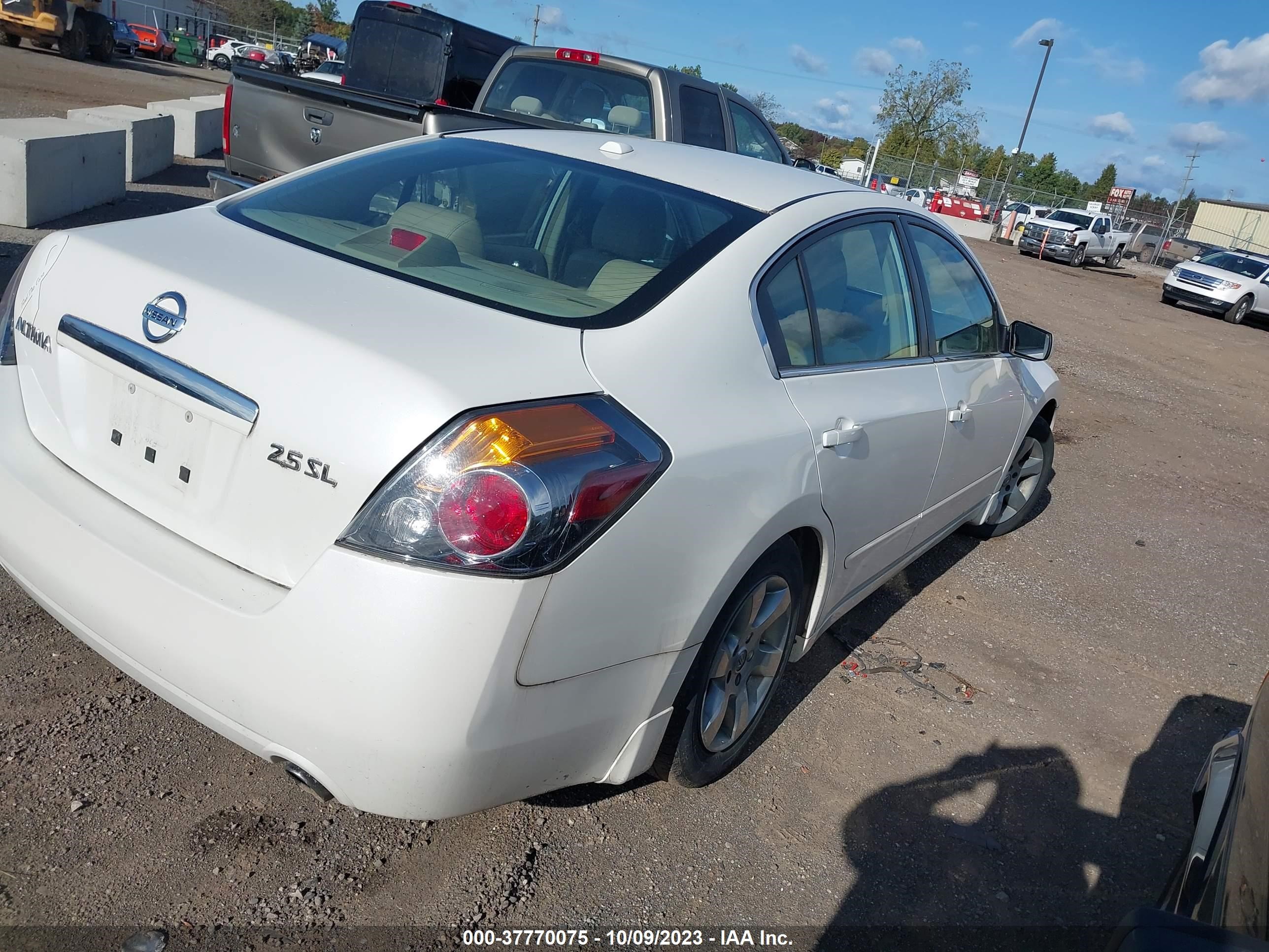 Photo 3 VIN: 1N4AL21E79N555860 - NISSAN ALTIMA 