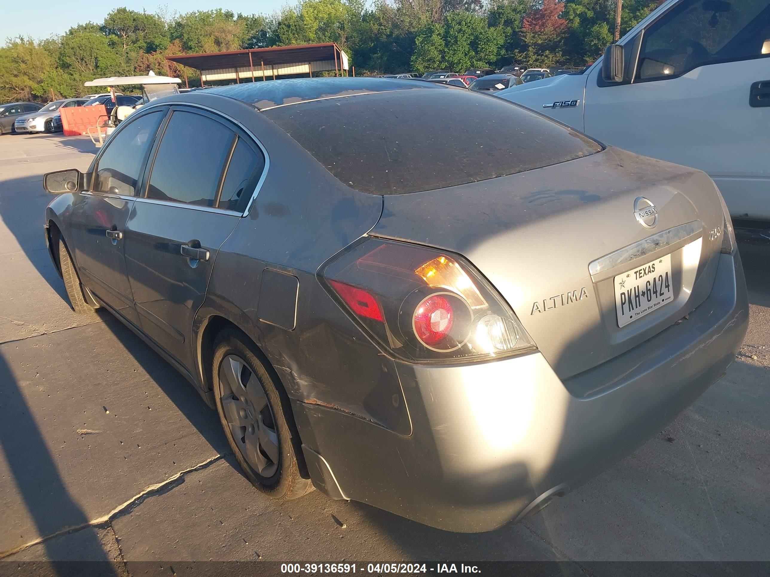 Photo 2 VIN: 1N4AL21E88C164744 - NISSAN ALTIMA 