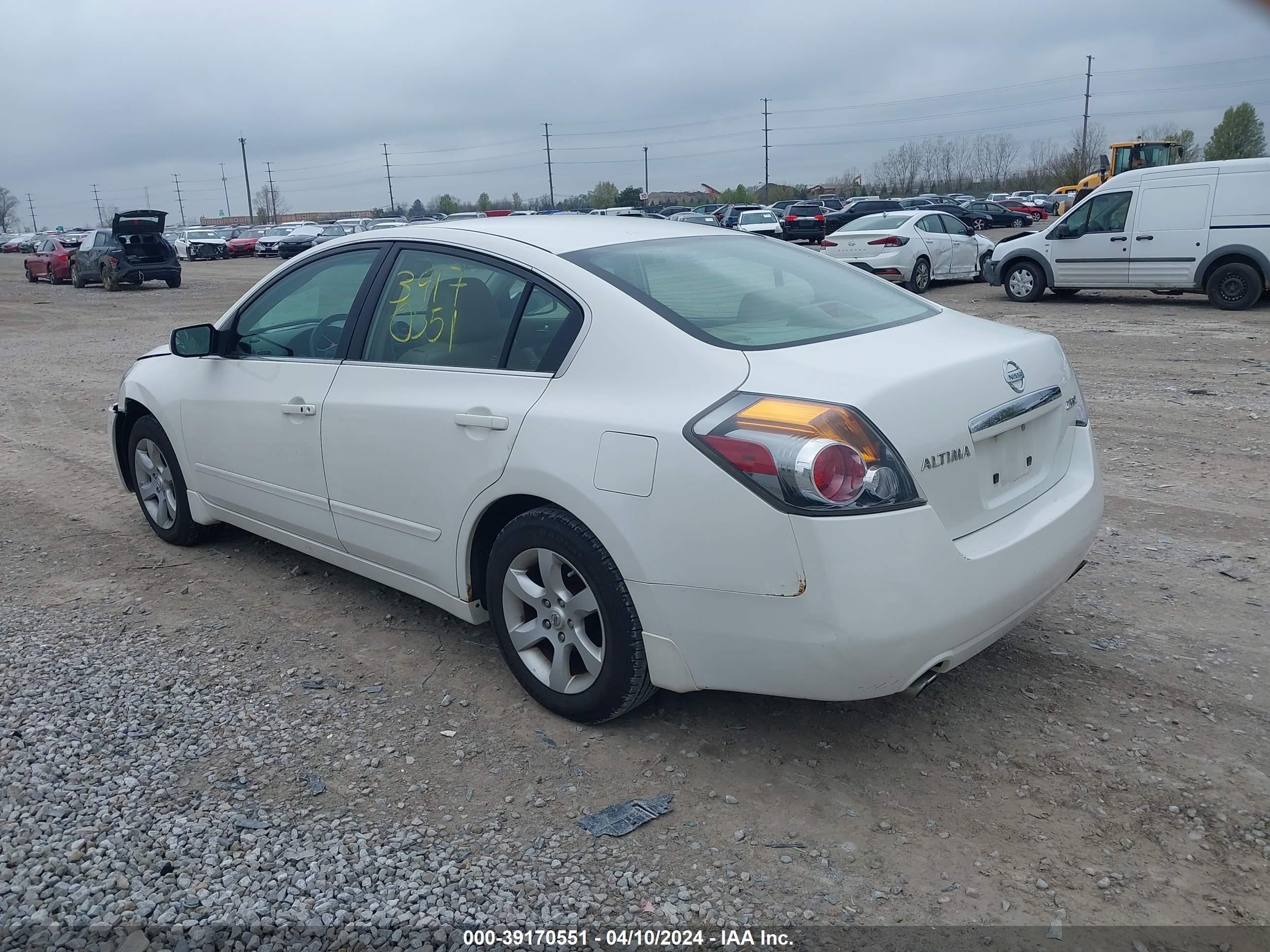 Photo 2 VIN: 1N4AL21E88C253326 - NISSAN ALTIMA 