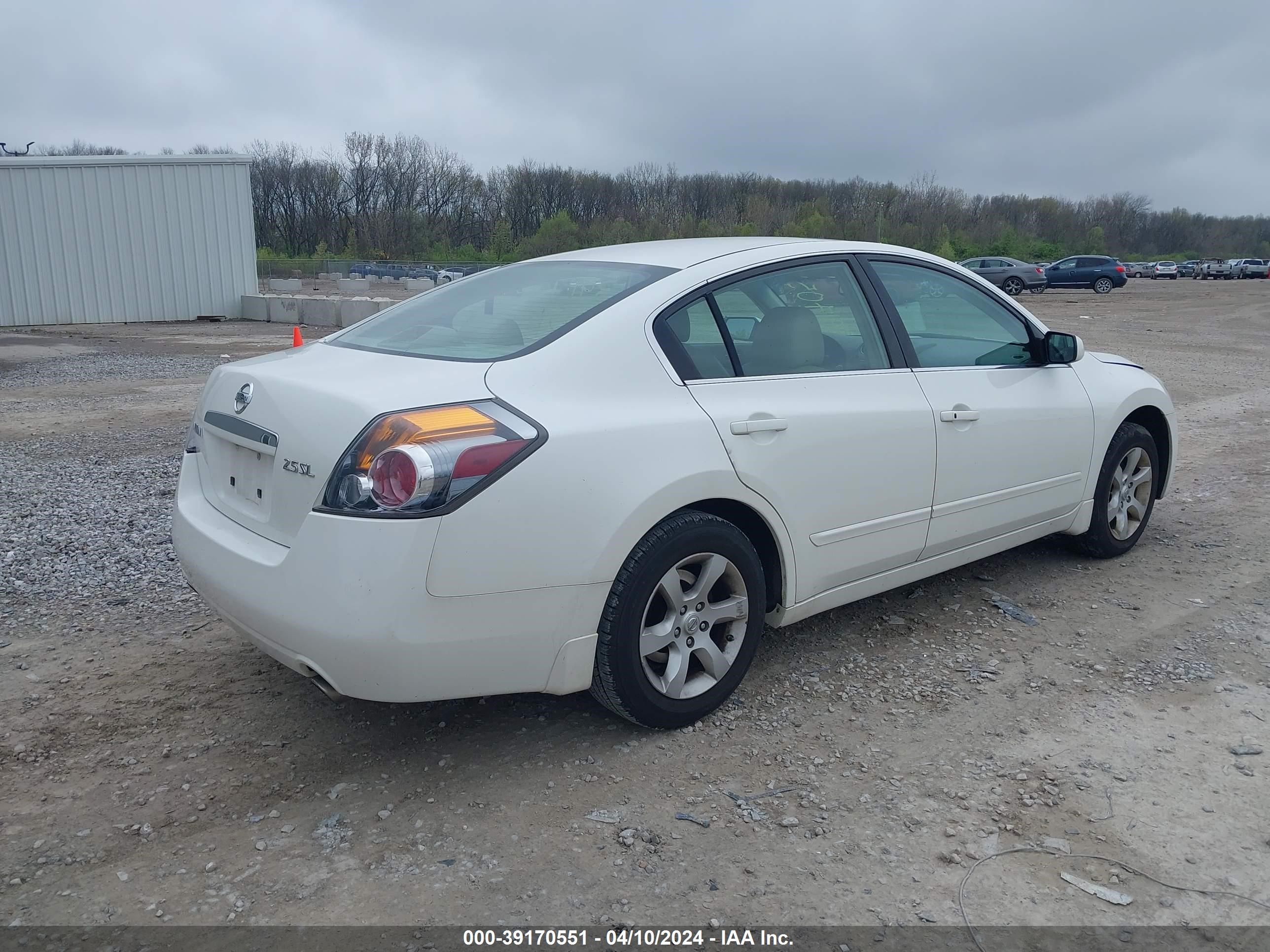 Photo 3 VIN: 1N4AL21E88C253326 - NISSAN ALTIMA 