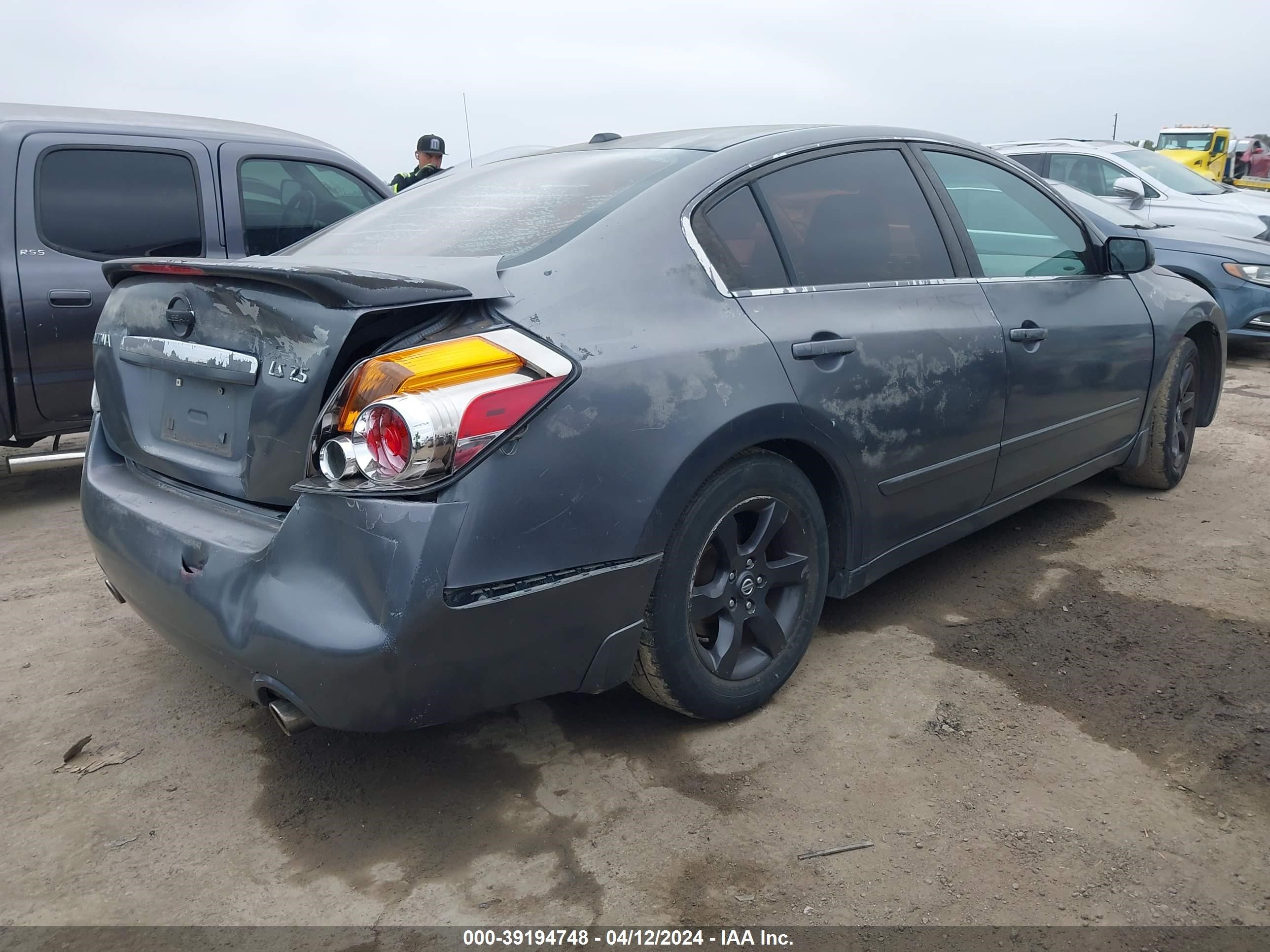 Photo 3 VIN: 1N4AL21E88N496929 - NISSAN ALTIMA 