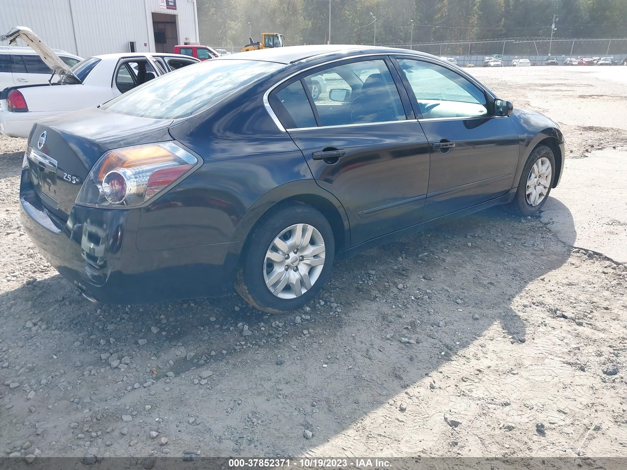 Photo 3 VIN: 1N4AL21E99C200894 - NISSAN ALTIMA 