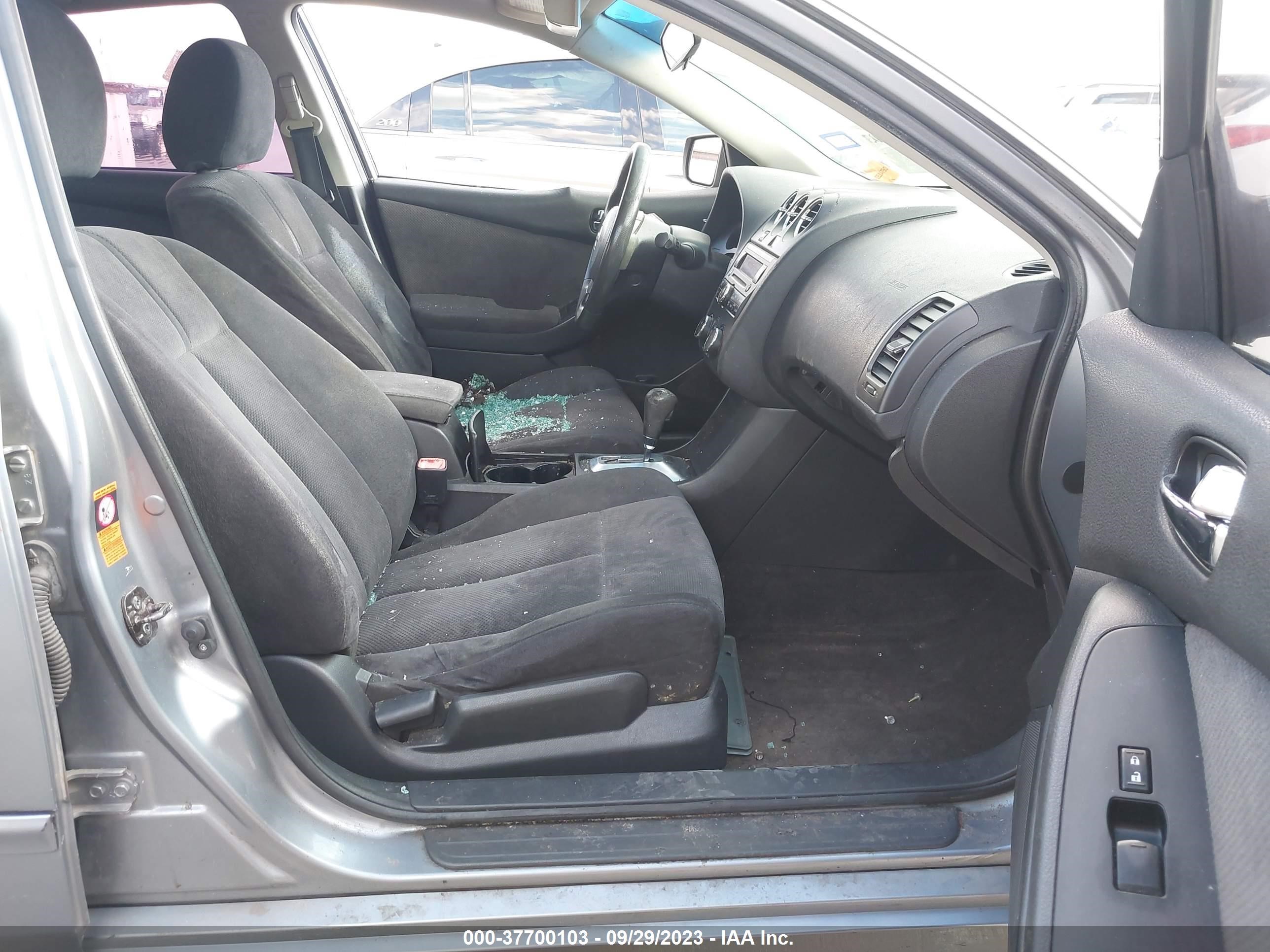 Photo 4 VIN: 1N4AL21E99N480322 - NISSAN ALTIMA 