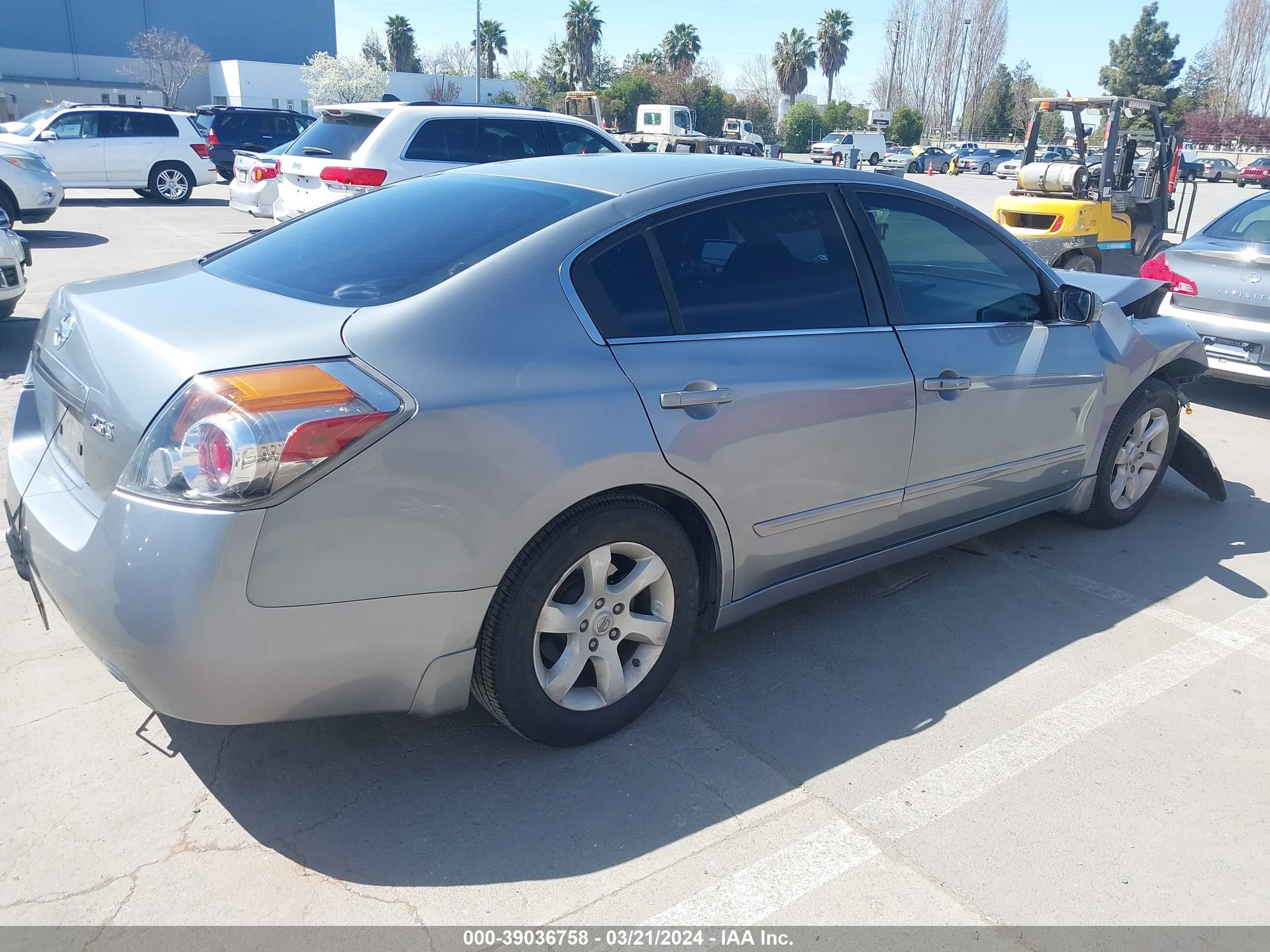 Photo 3 VIN: 1N4AL21EX9N441948 - NISSAN ALTIMA 