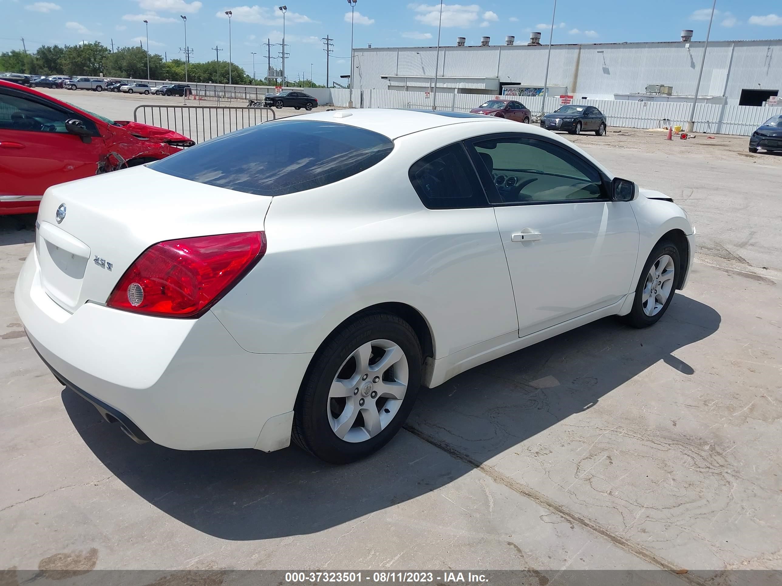 Photo 3 VIN: 1N4AL24E58C194490 - NISSAN ALTIMA 