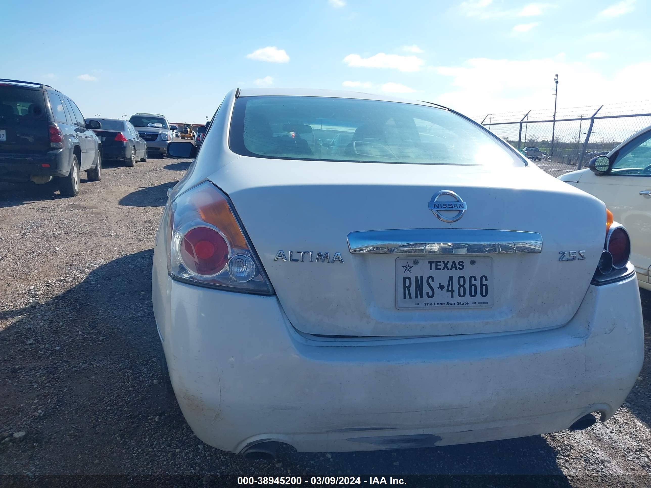 Photo 2 VIN: 1N4AL2AP0AN440524 - NISSAN ALTIMA 