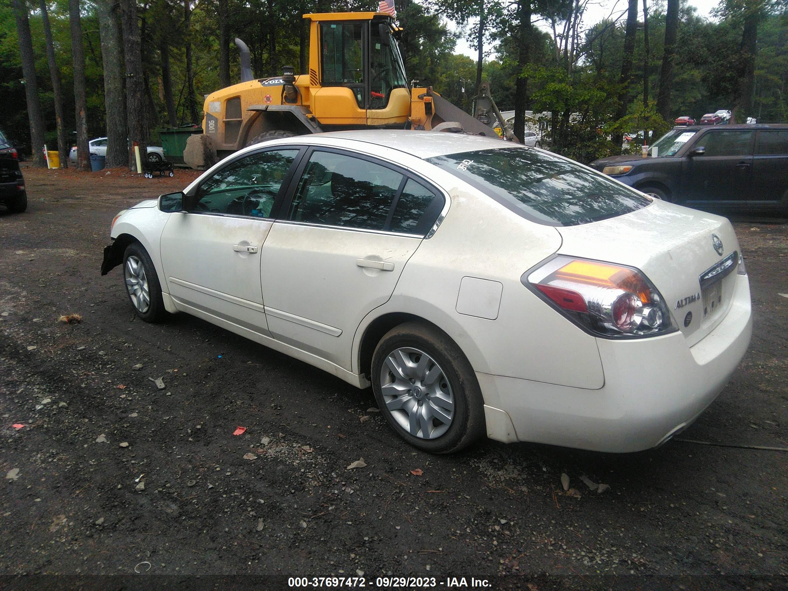 Photo 2 VIN: 1N4AL2AP1AN445229 - NISSAN ALTIMA 