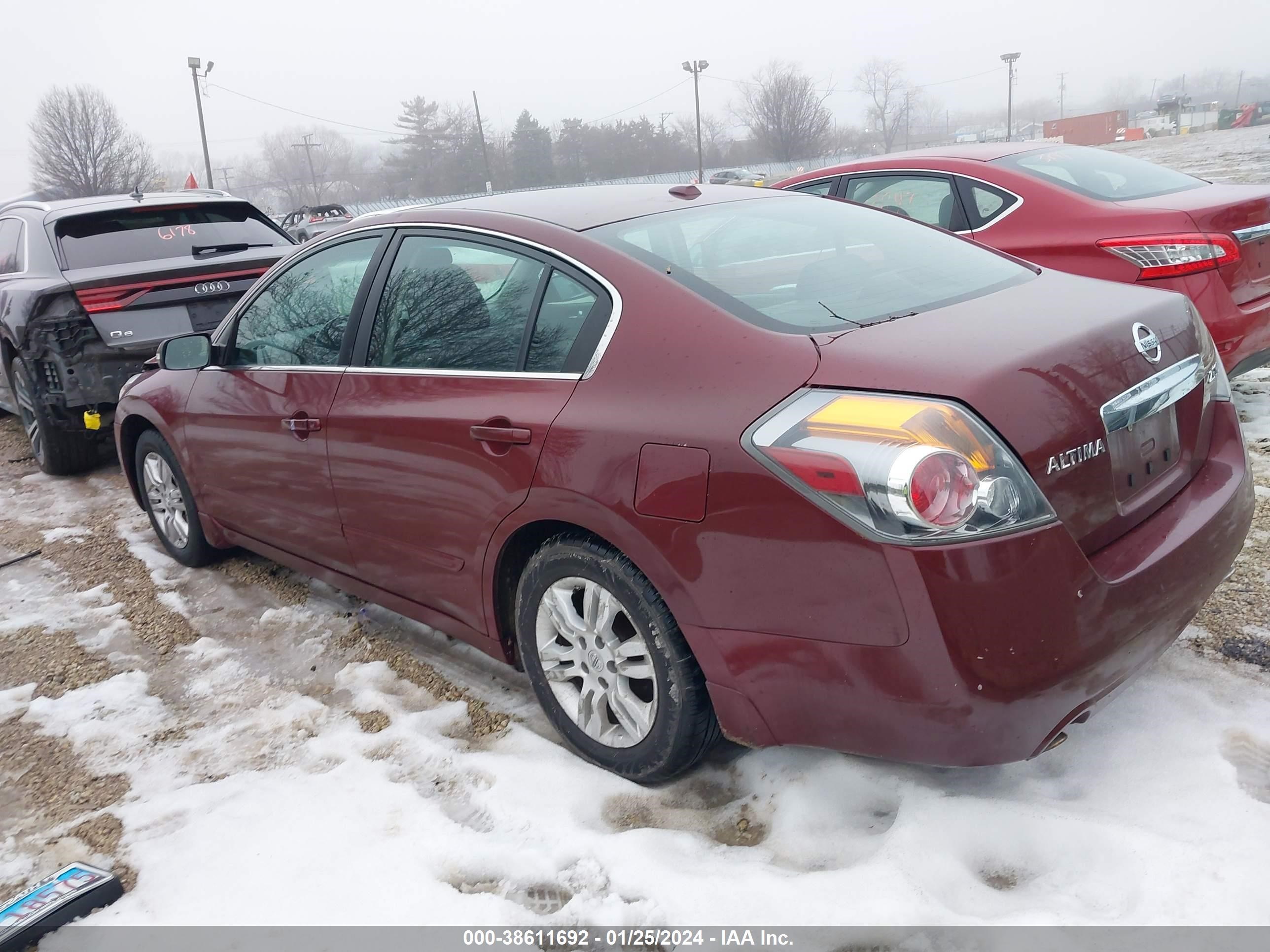 Photo 2 VIN: 1N4AL2AP1AN521841 - NISSAN ALTIMA 