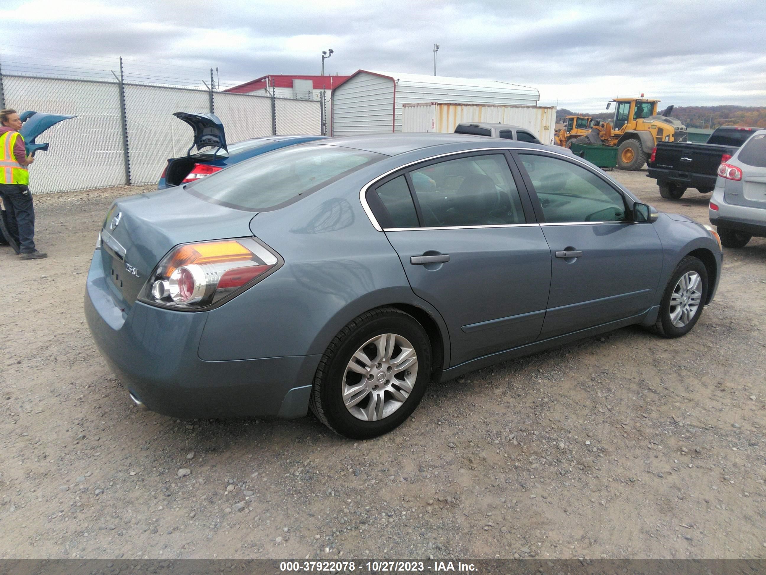 Photo 3 VIN: 1N4AL2AP1BN512963 - NISSAN ALTIMA 