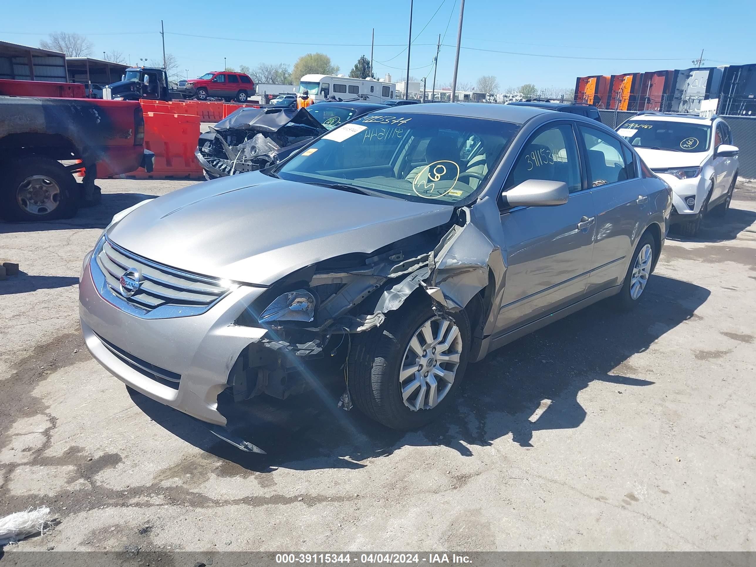 Photo 1 VIN: 1N4AL2AP1CC230917 - NISSAN ALTIMA 