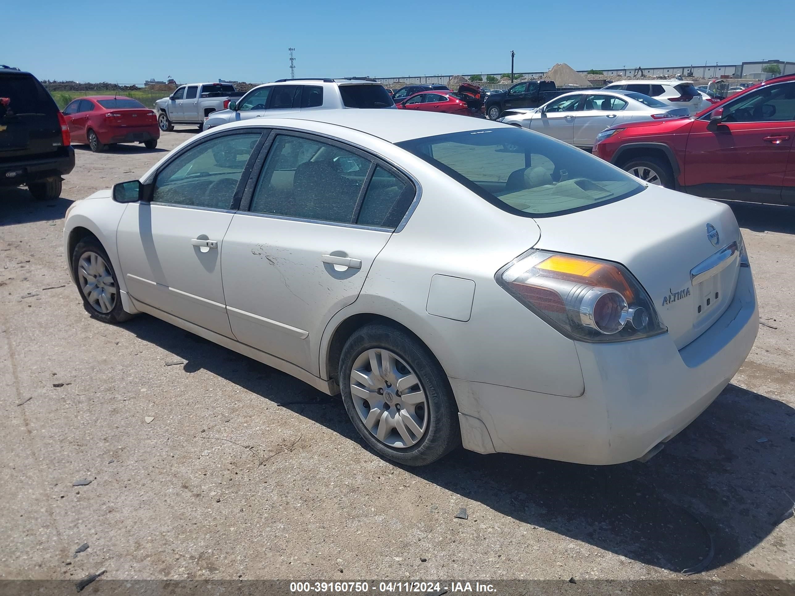 Photo 2 VIN: 1N4AL2AP2AN513117 - NISSAN ALTIMA 