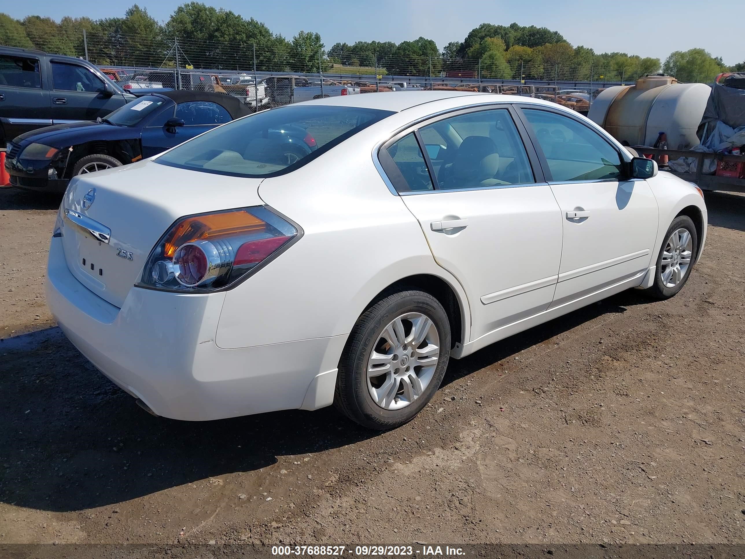 Photo 3 VIN: 1N4AL2AP3CN401820 - NISSAN ALTIMA 